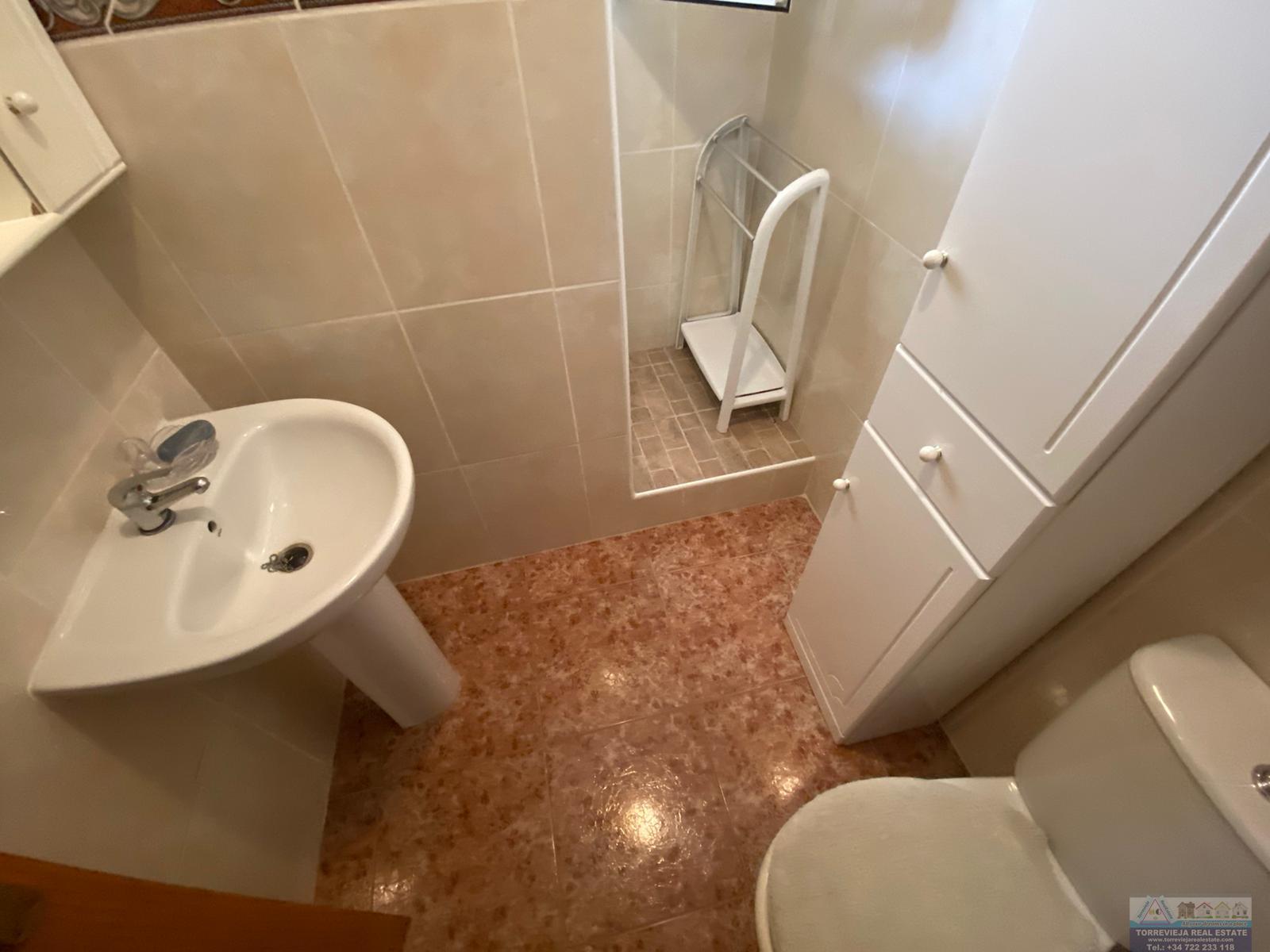 For sale of duplex in Torrevieja