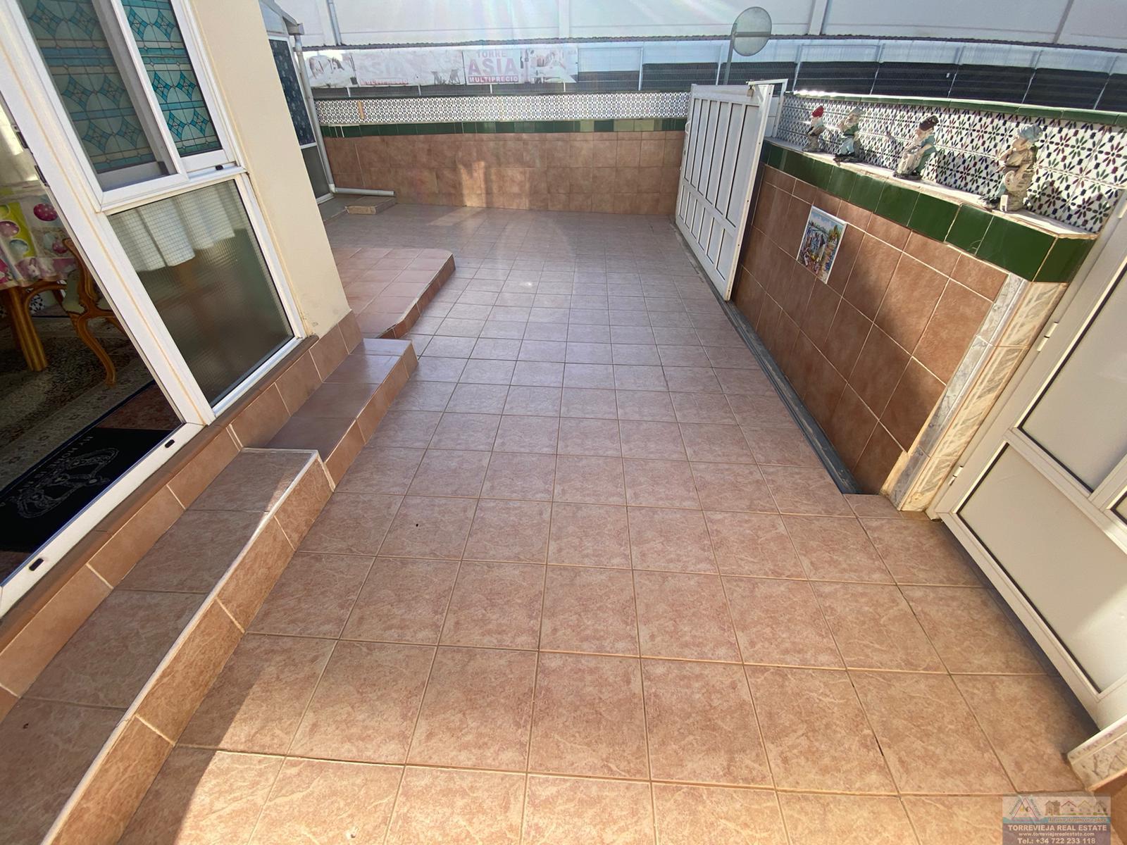 For sale of duplex in Torrevieja