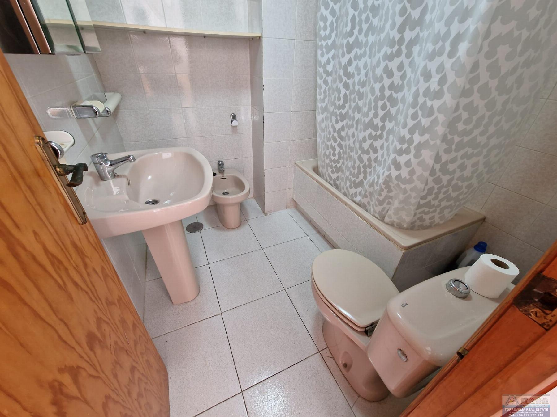 For sale of apartment in Torrevieja