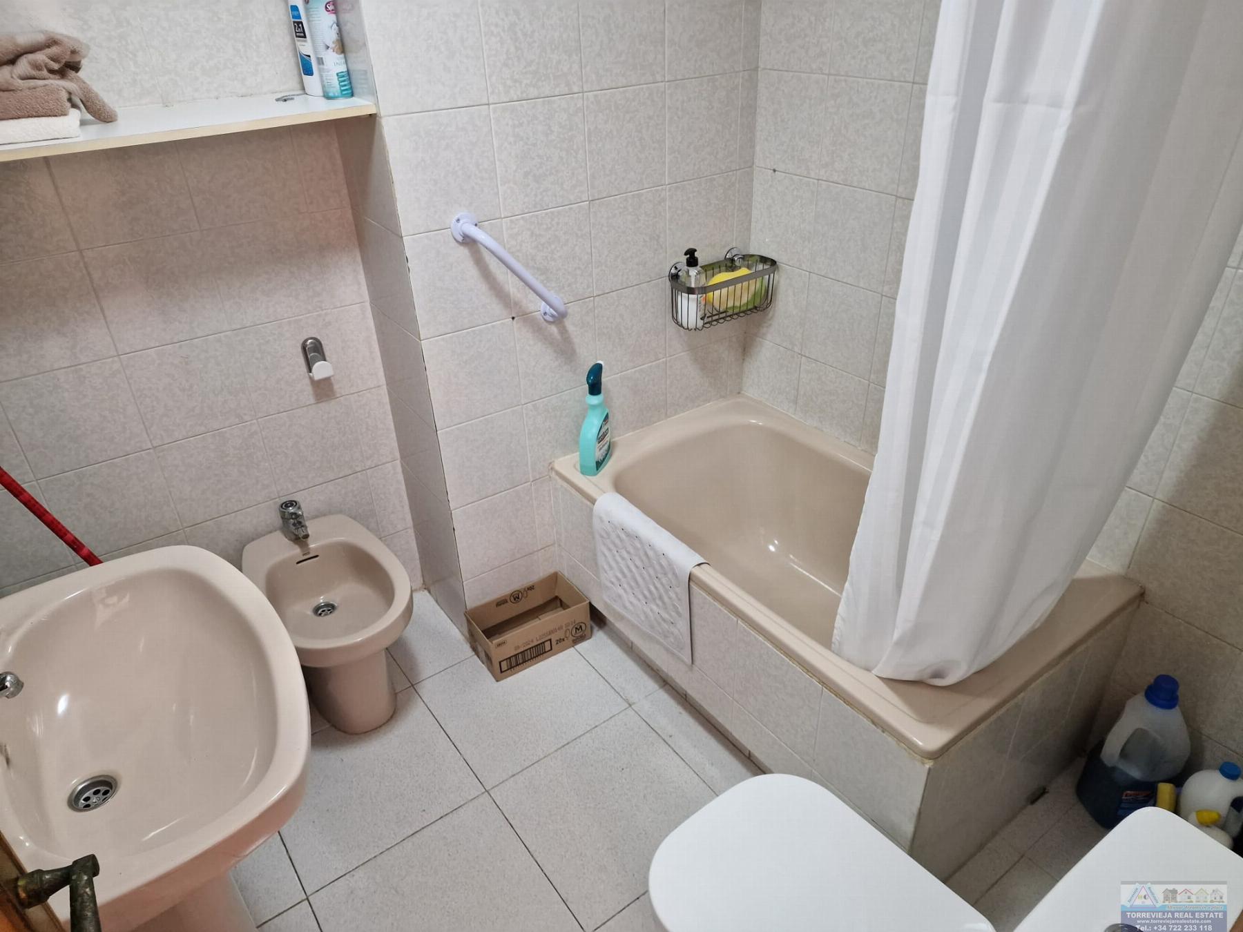For sale of apartment in Torrevieja
