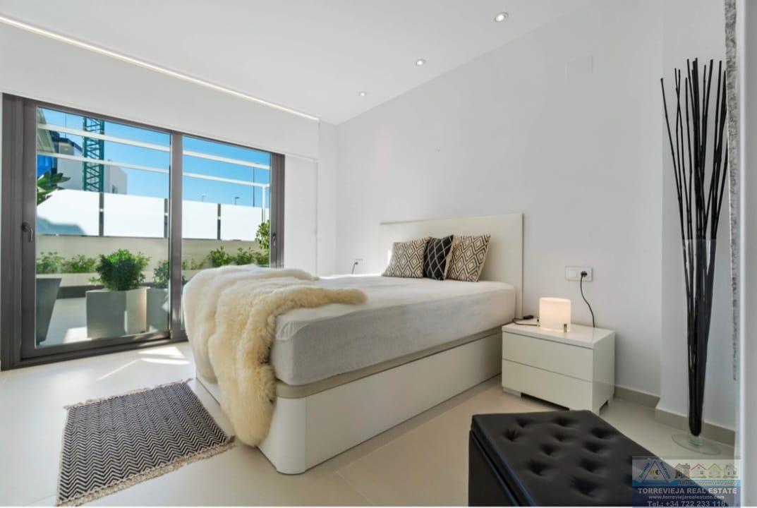 Salg av chalet i Orihuela Costa