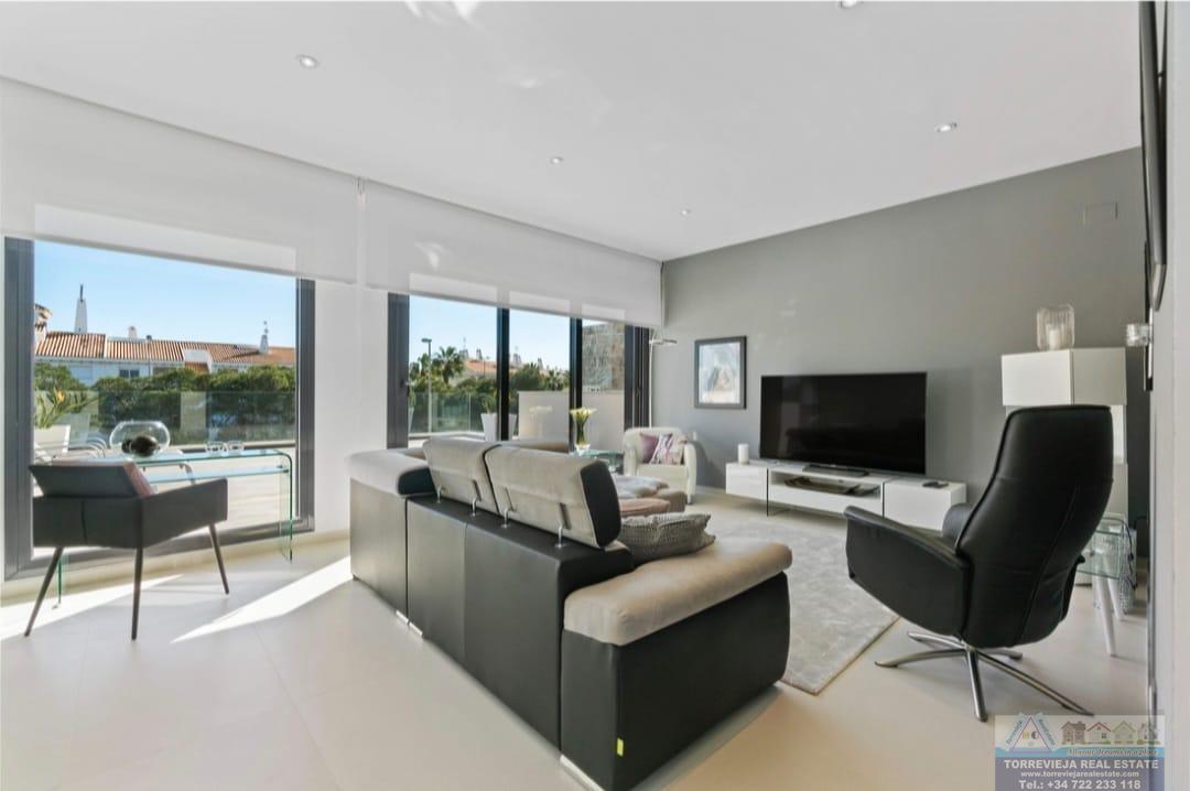 Salg av chalet i Orihuela Costa