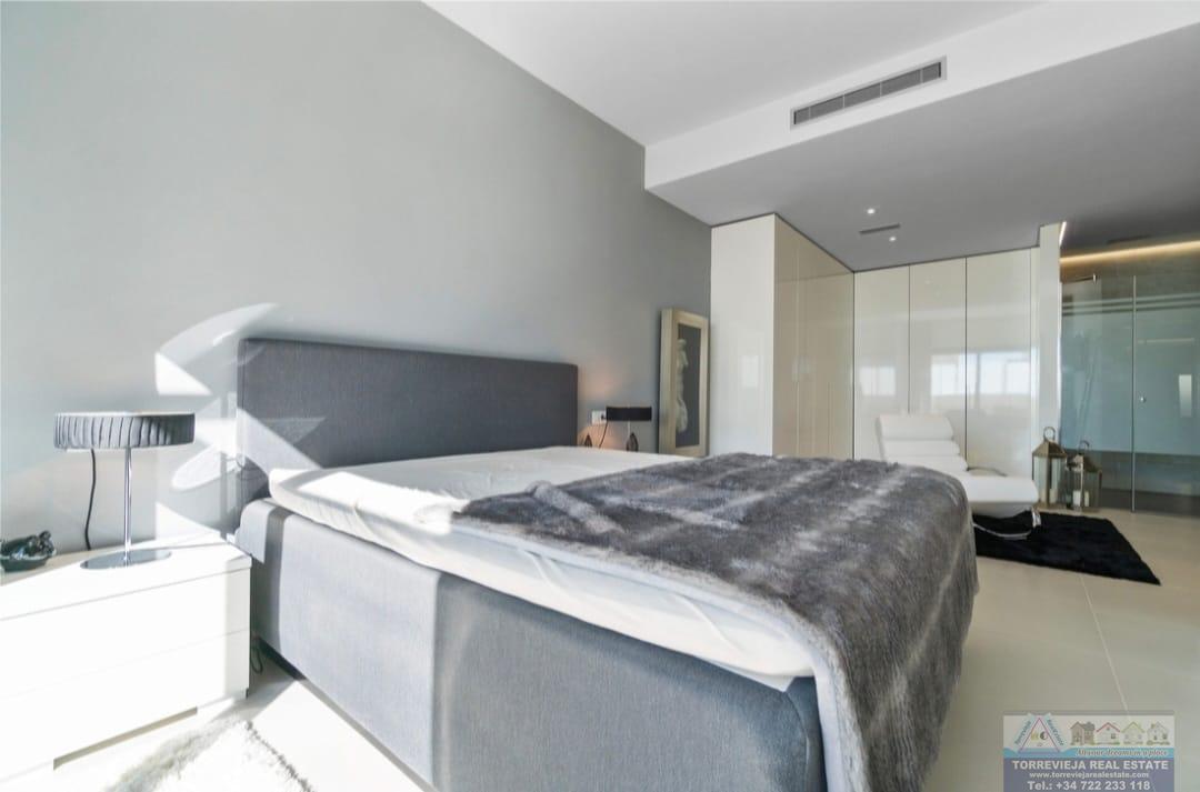 Salg av chalet i Orihuela Costa