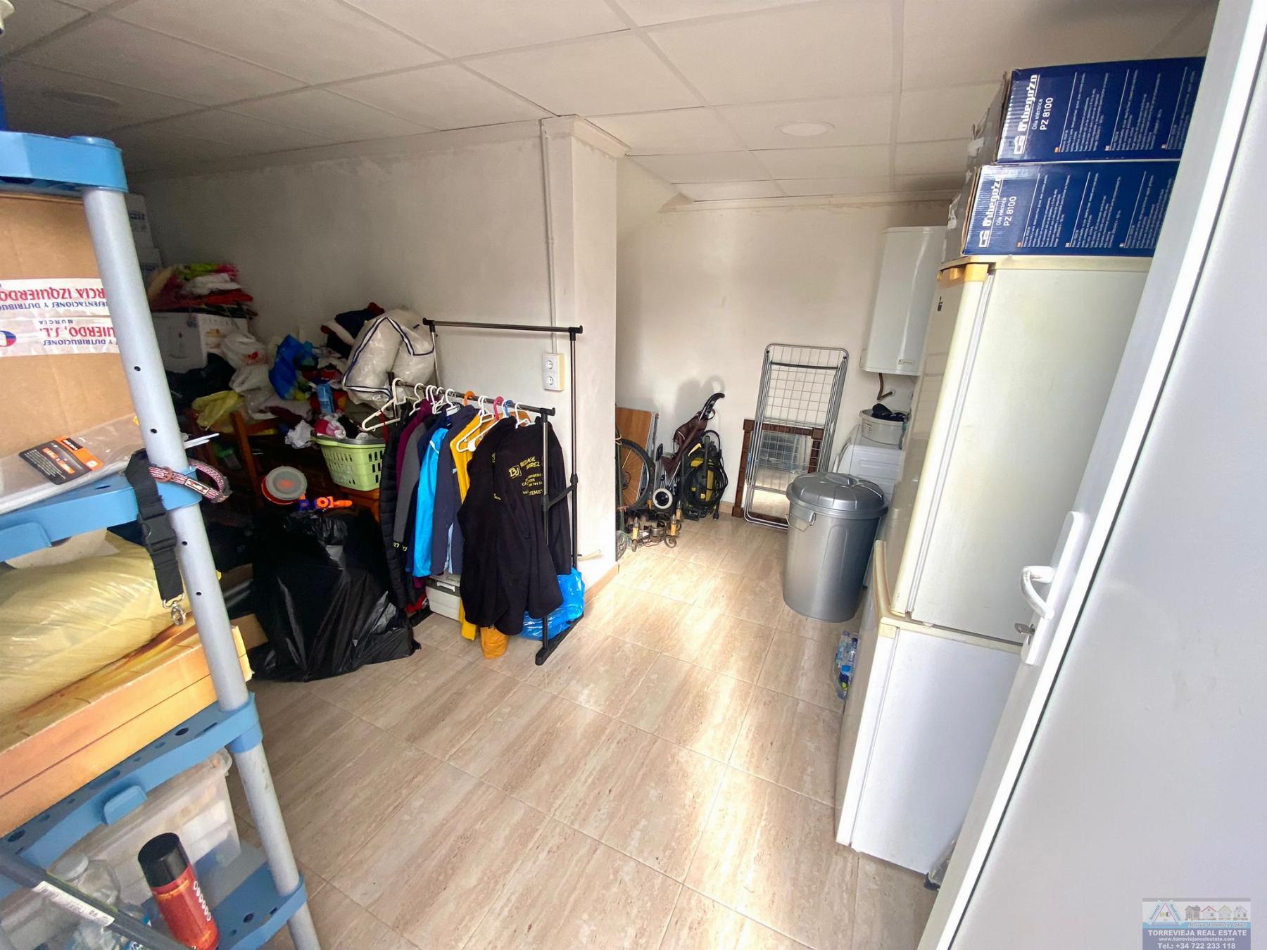 Köp av chalet i Torrevieja