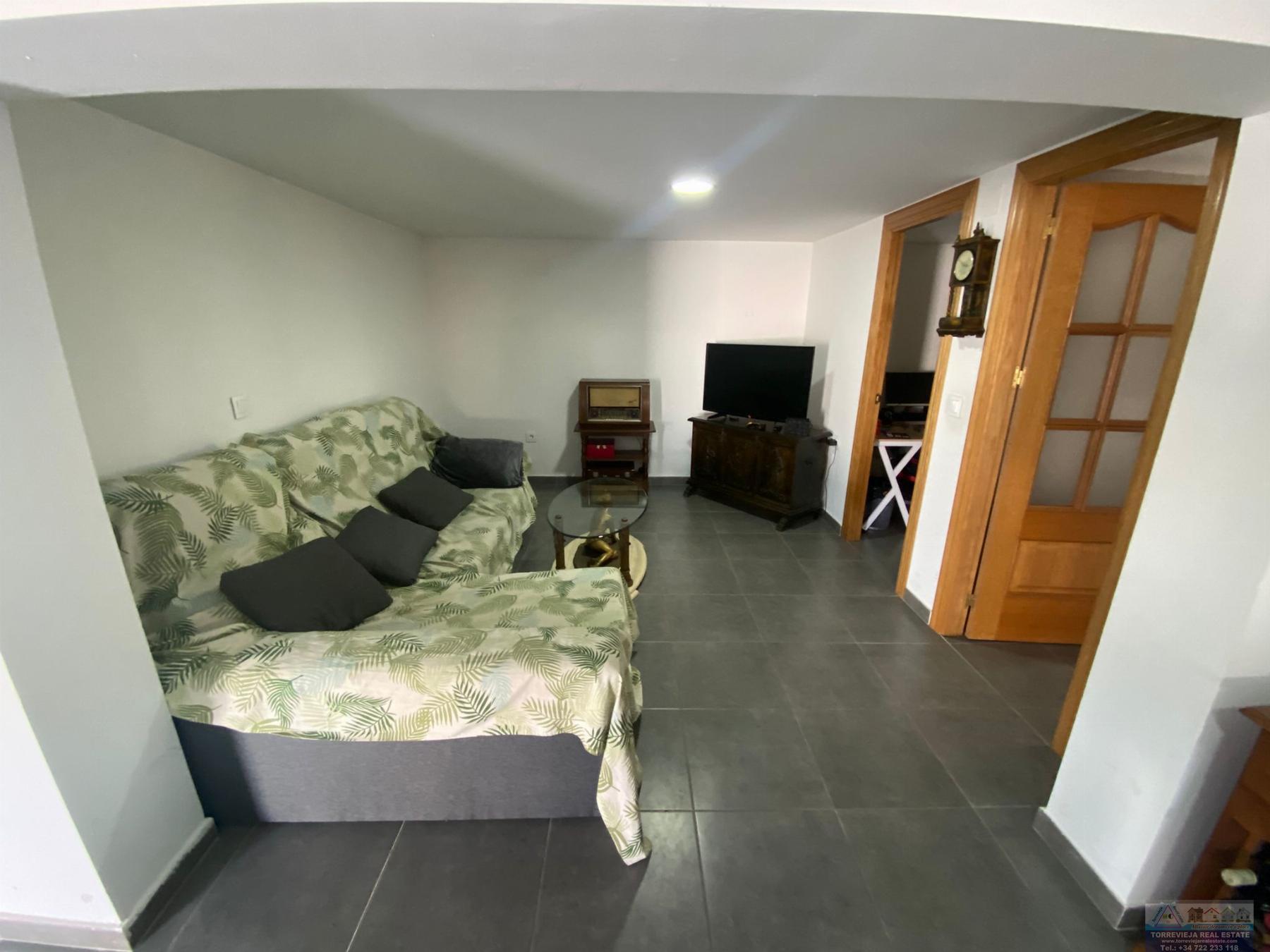 Köp av chalet i Torrevieja
