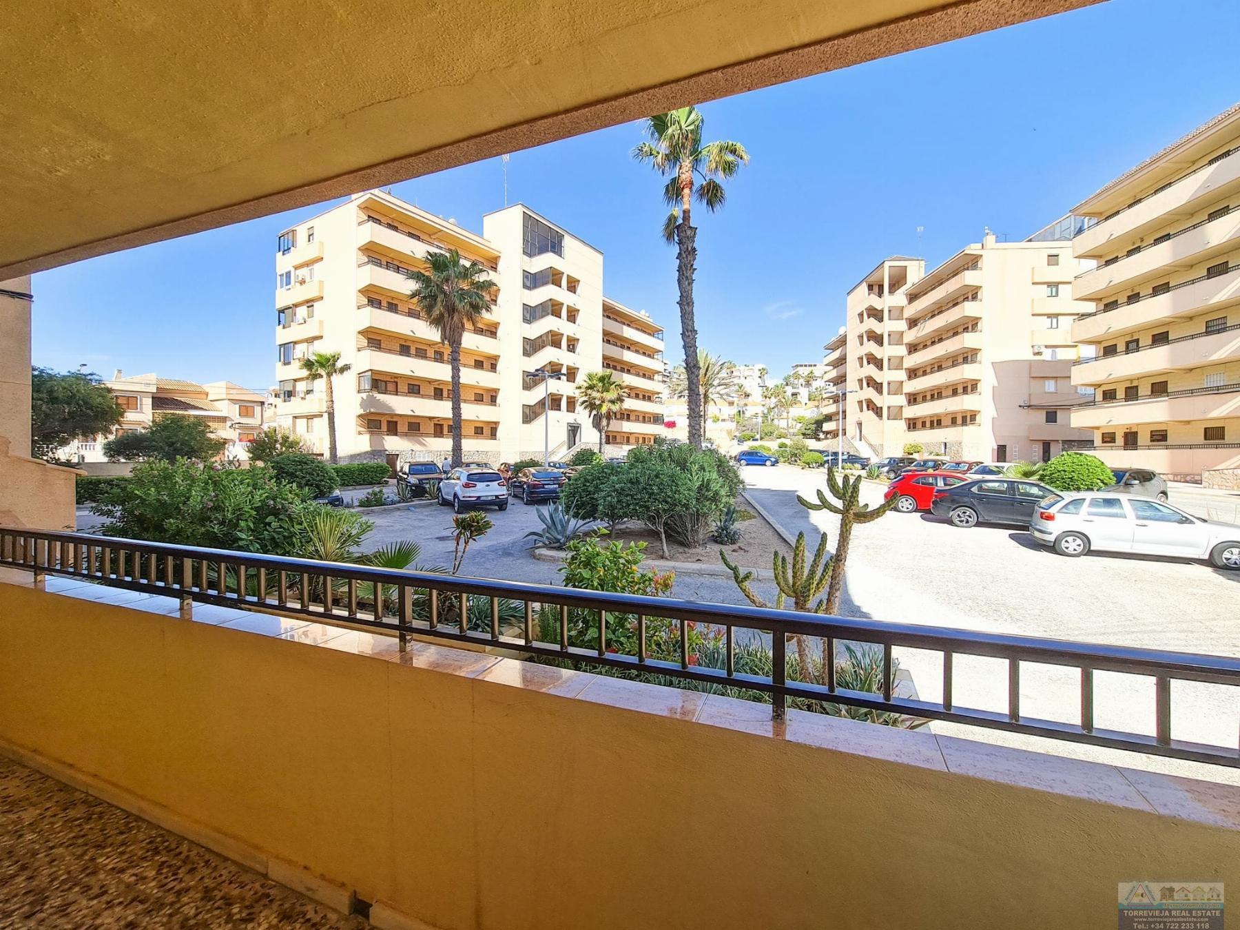 For sale of apartment in Torrevieja