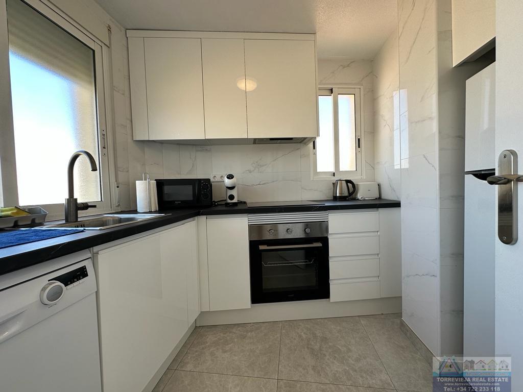 For sale of penthouse in Torrevieja