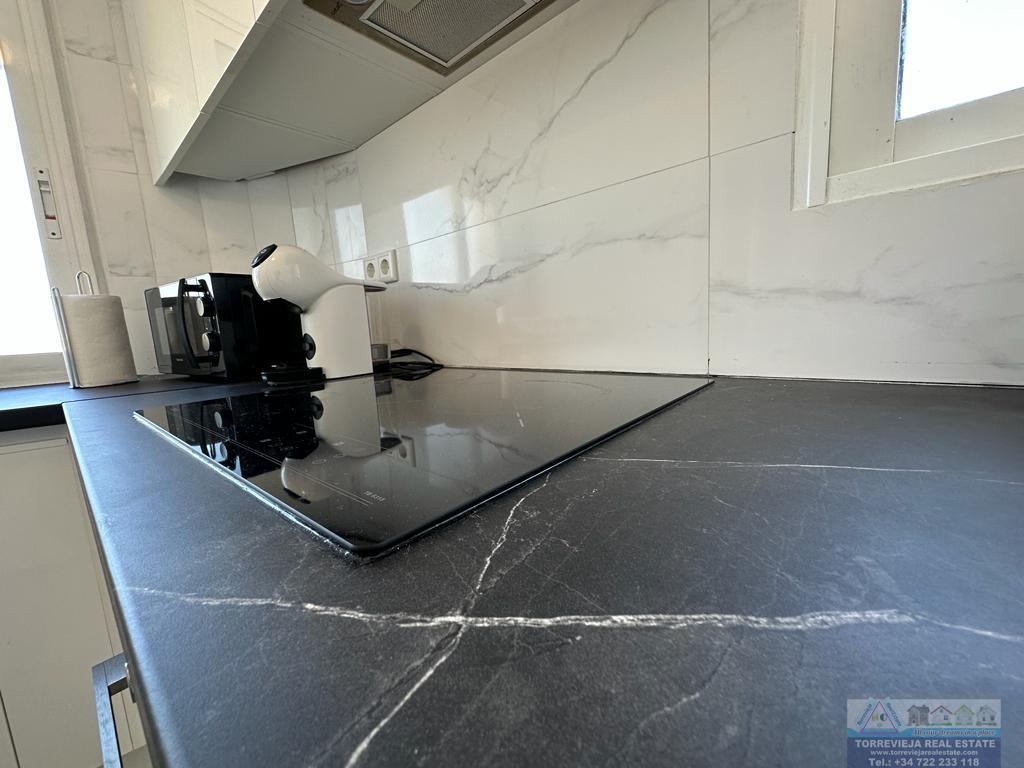 For sale of penthouse in Torrevieja