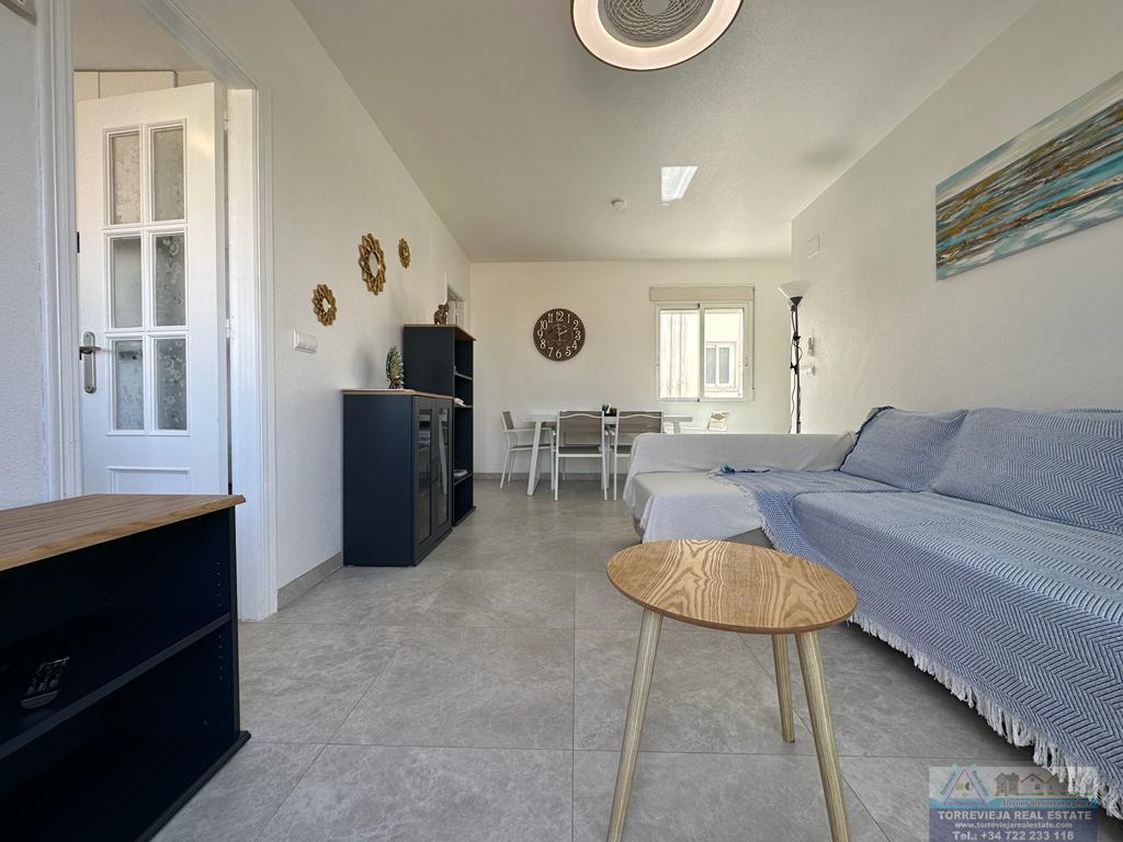 For sale of penthouse in Torrevieja