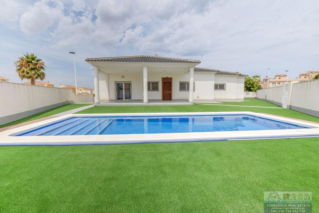 Venta de chalet en Santa Pola