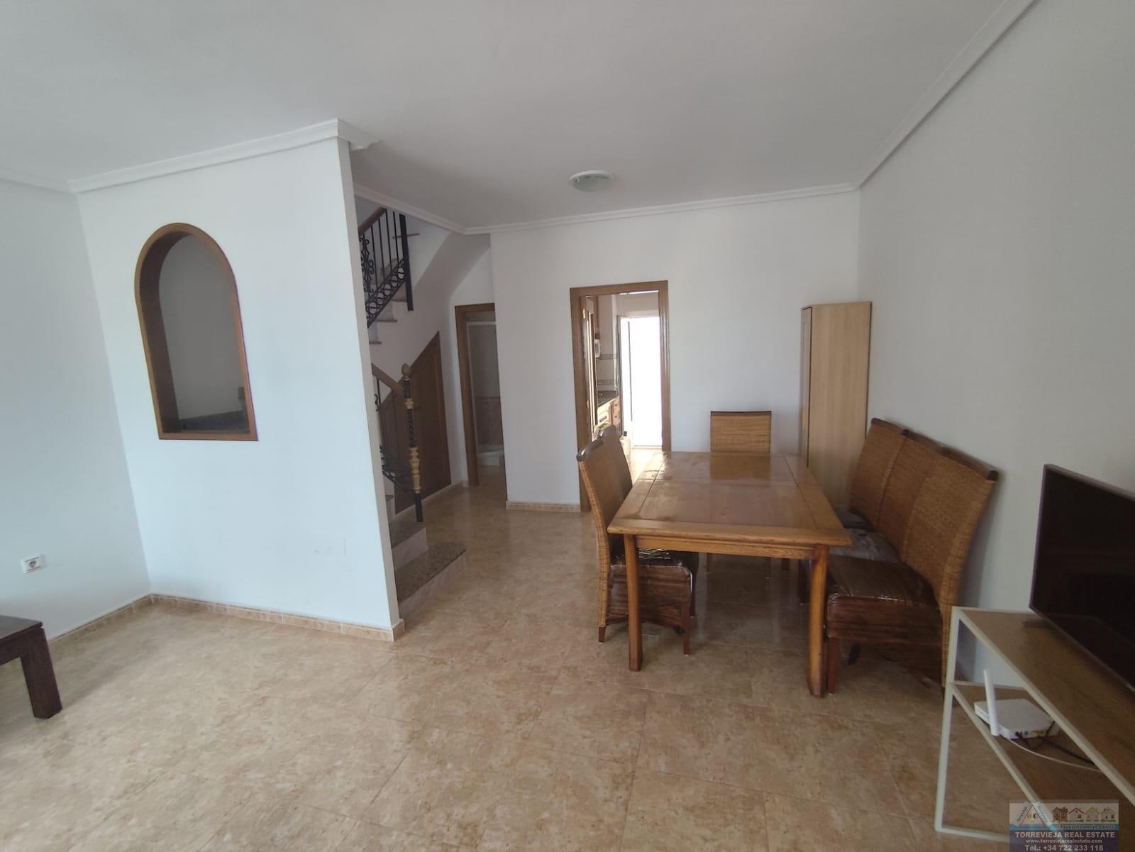 Venta de chalet en Villamartín