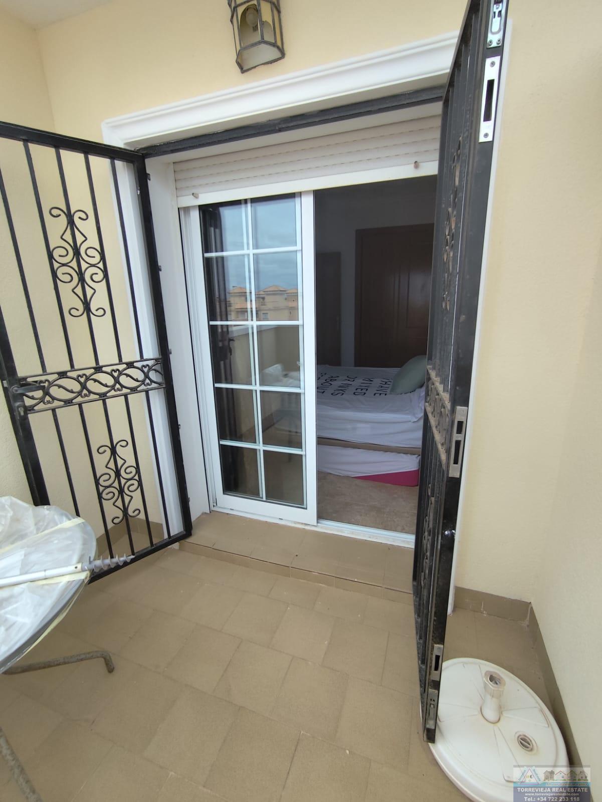 Venta de chalet en Villamartín