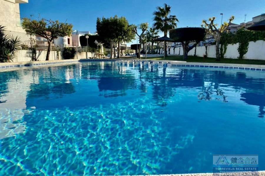For sale of chalet in Villamartín