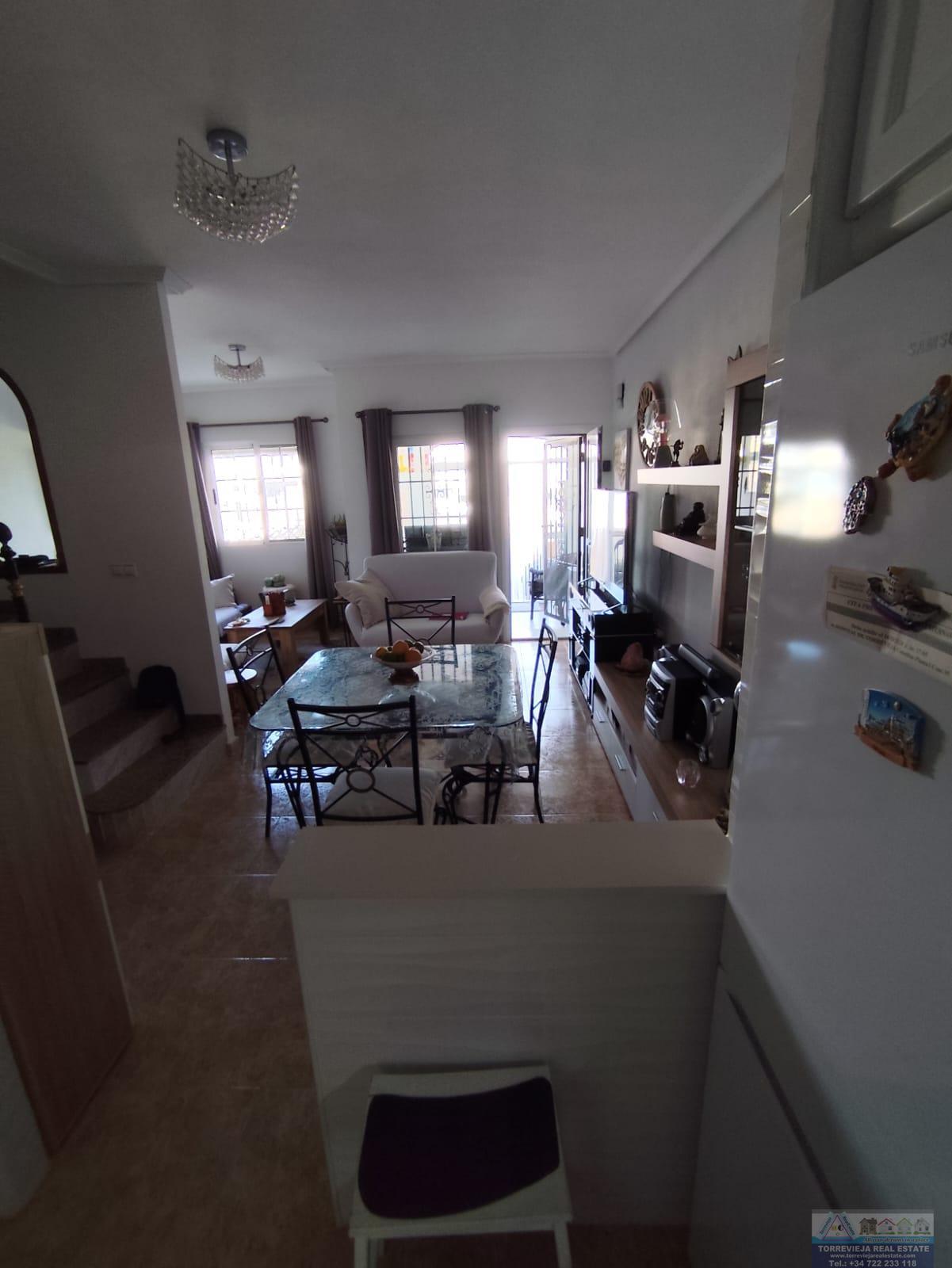 Venta de chalet en Villamartín