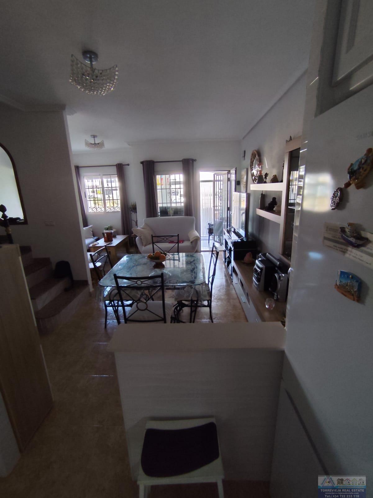 Venta de chalet en Villamartín