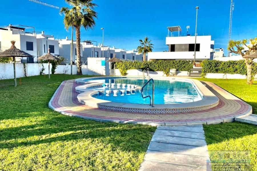 Venta de chalet en Villamartín