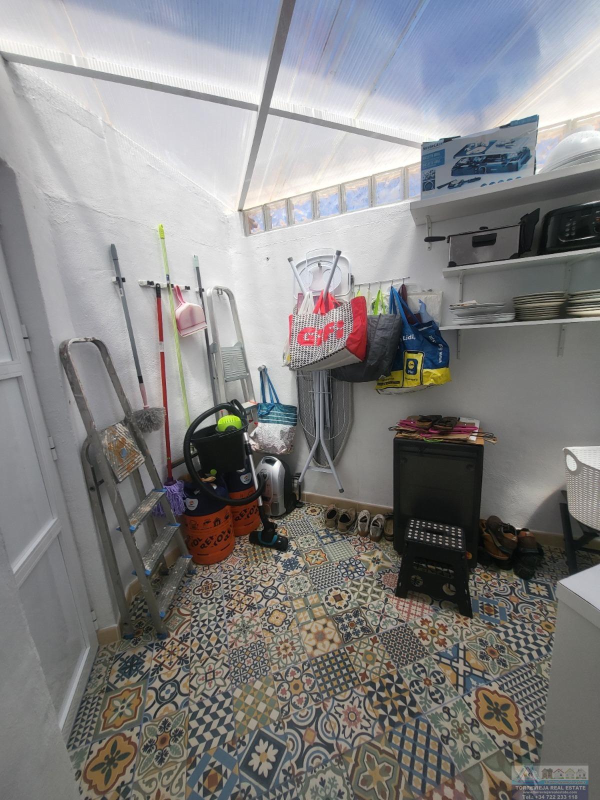 For sale of chalet in Torrevieja