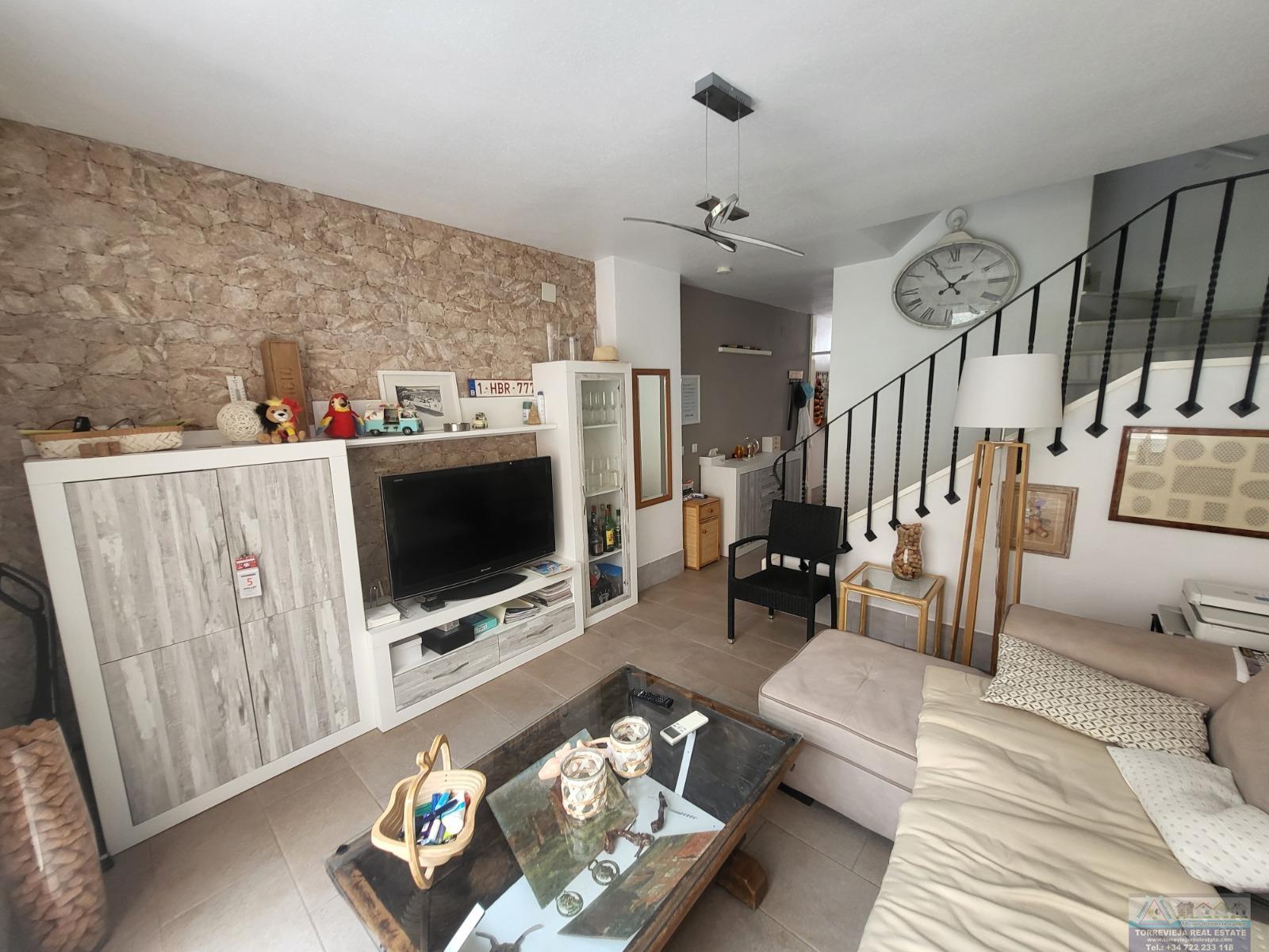 For sale of chalet in Torrevieja