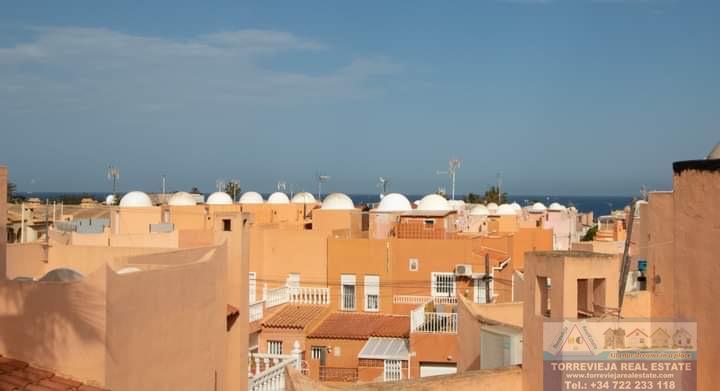 For sale of chalet in Torrevieja