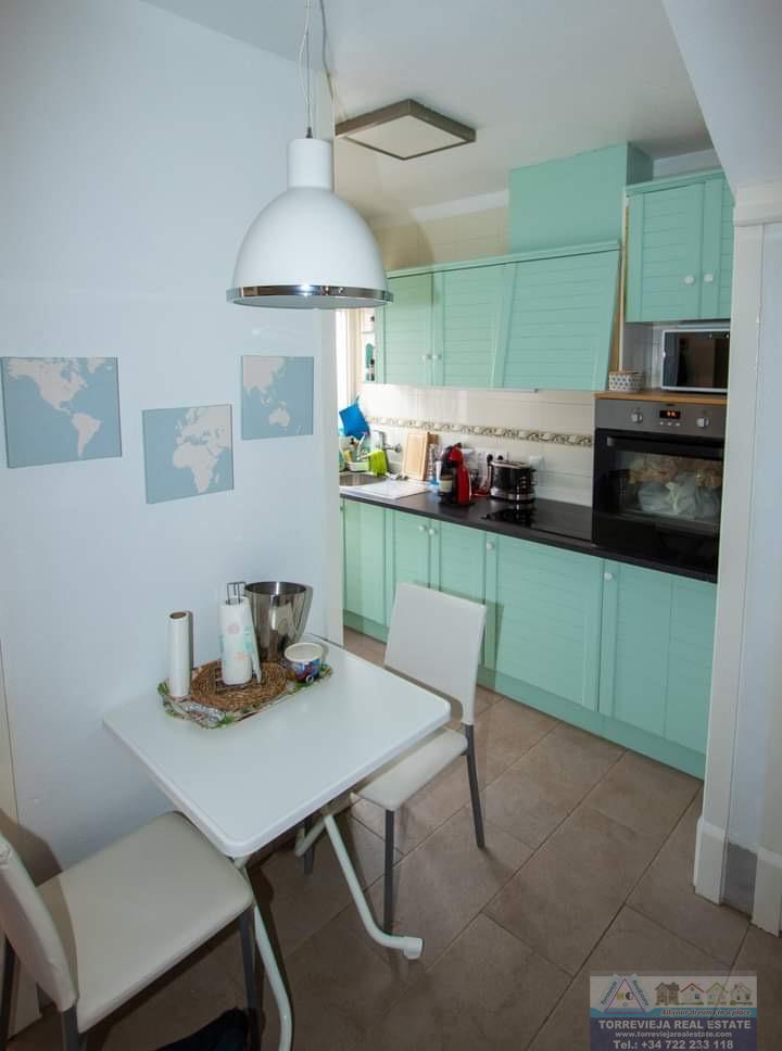 For sale of chalet in Torrevieja