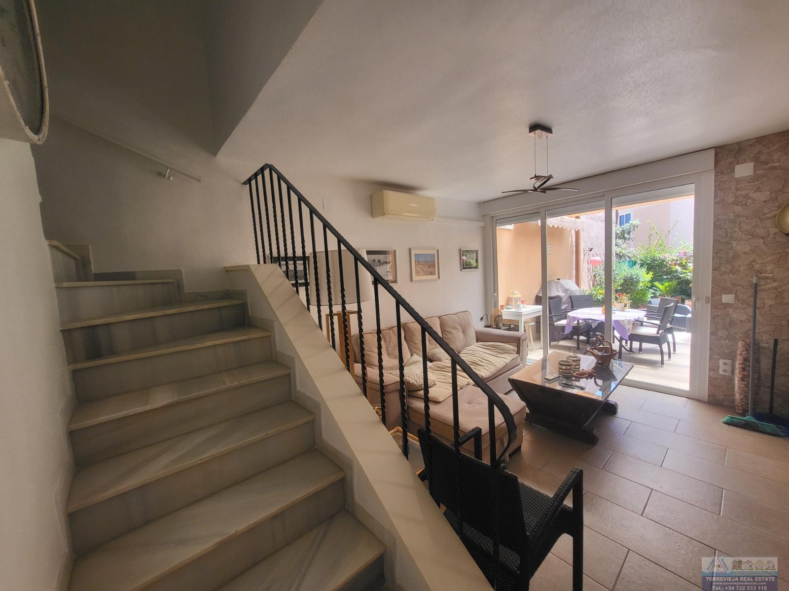 For sale of chalet in Torrevieja