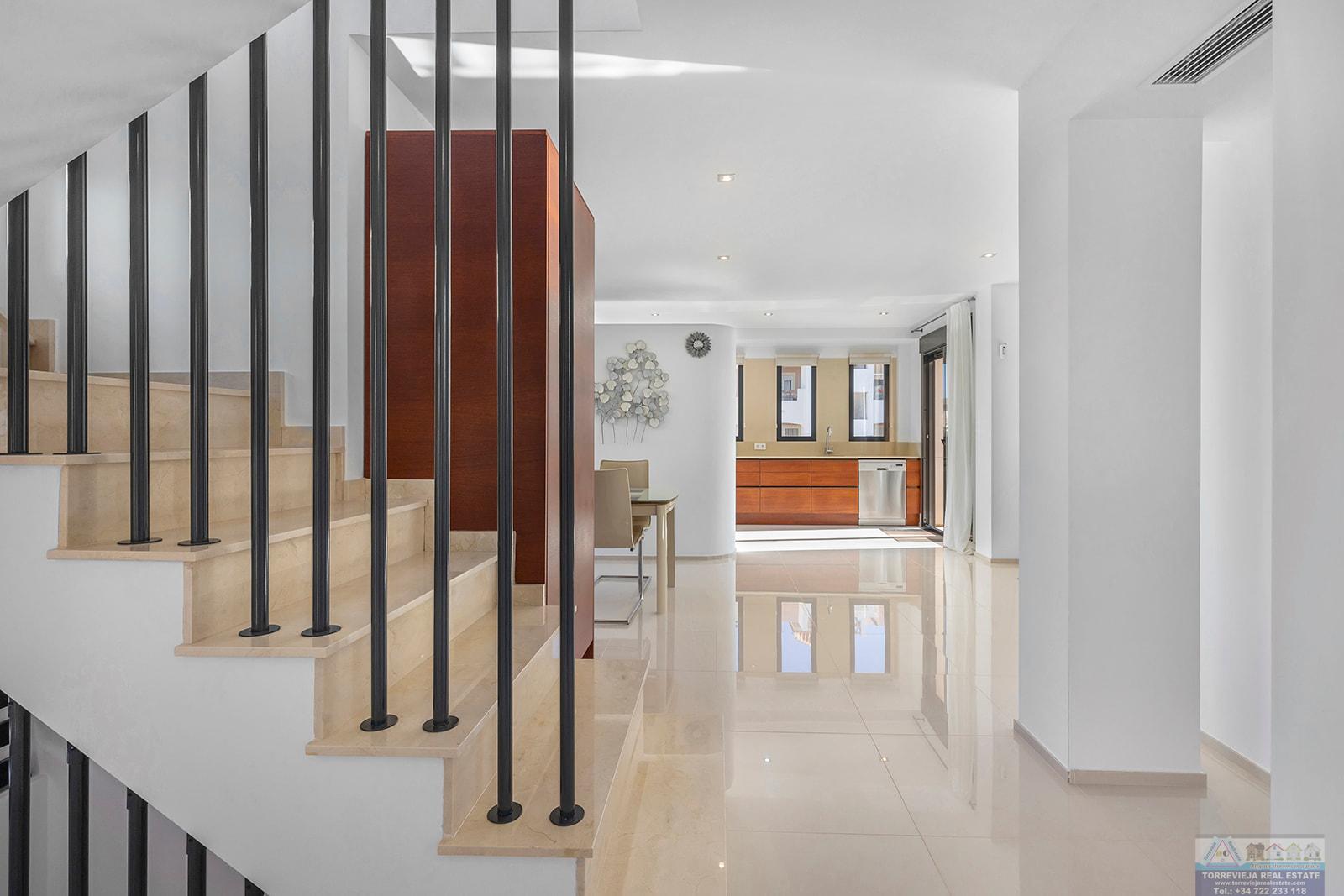 Venta de villa en Orihuela
