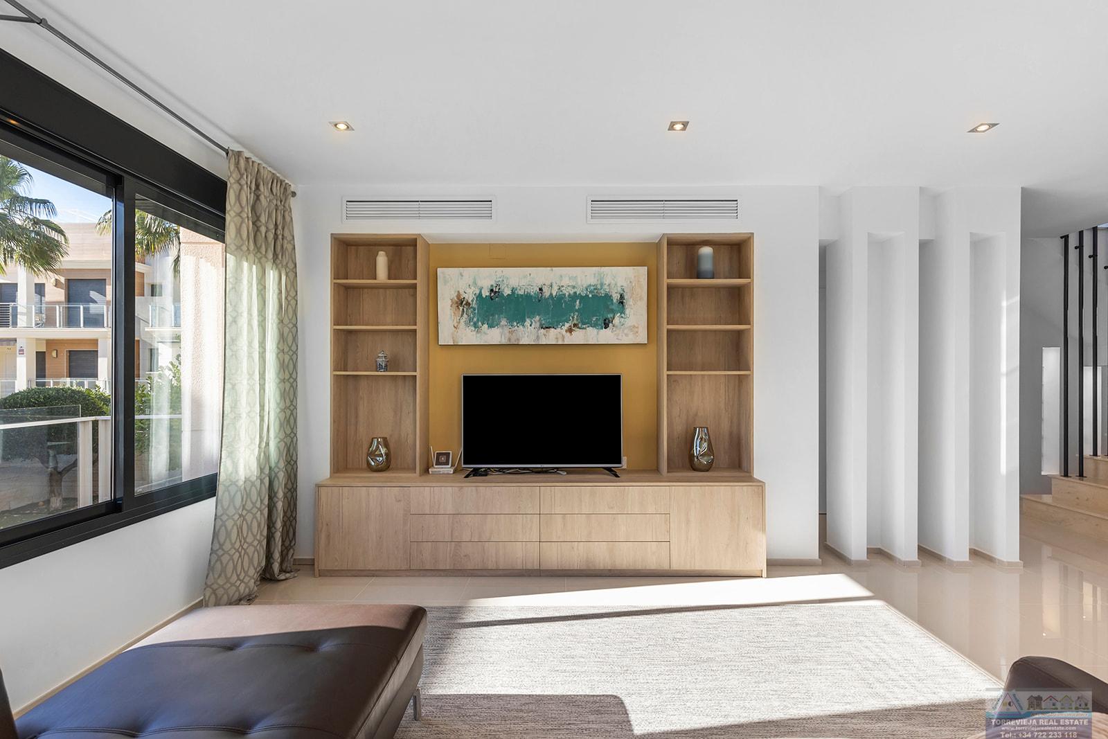 Venta de villa en Orihuela