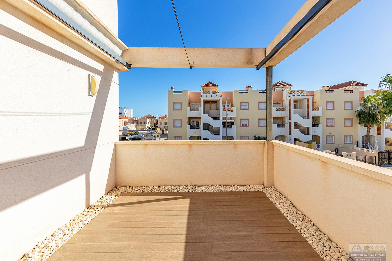 Venta de villa en Orihuela