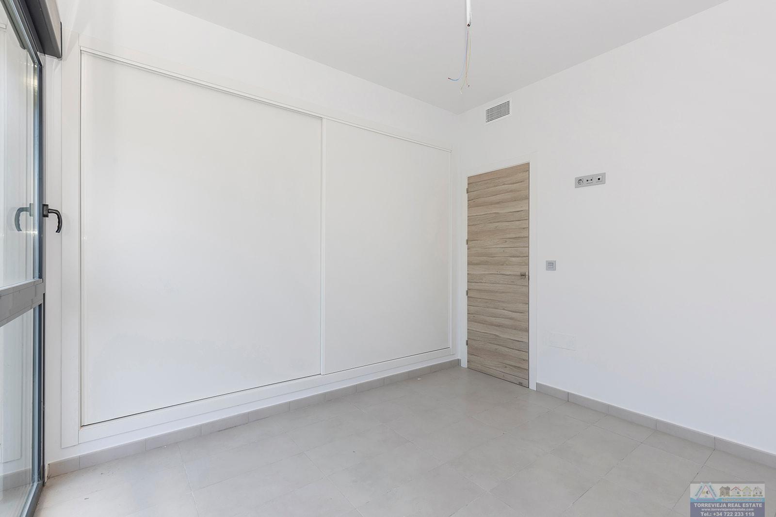 For sale of villa in Orihuela