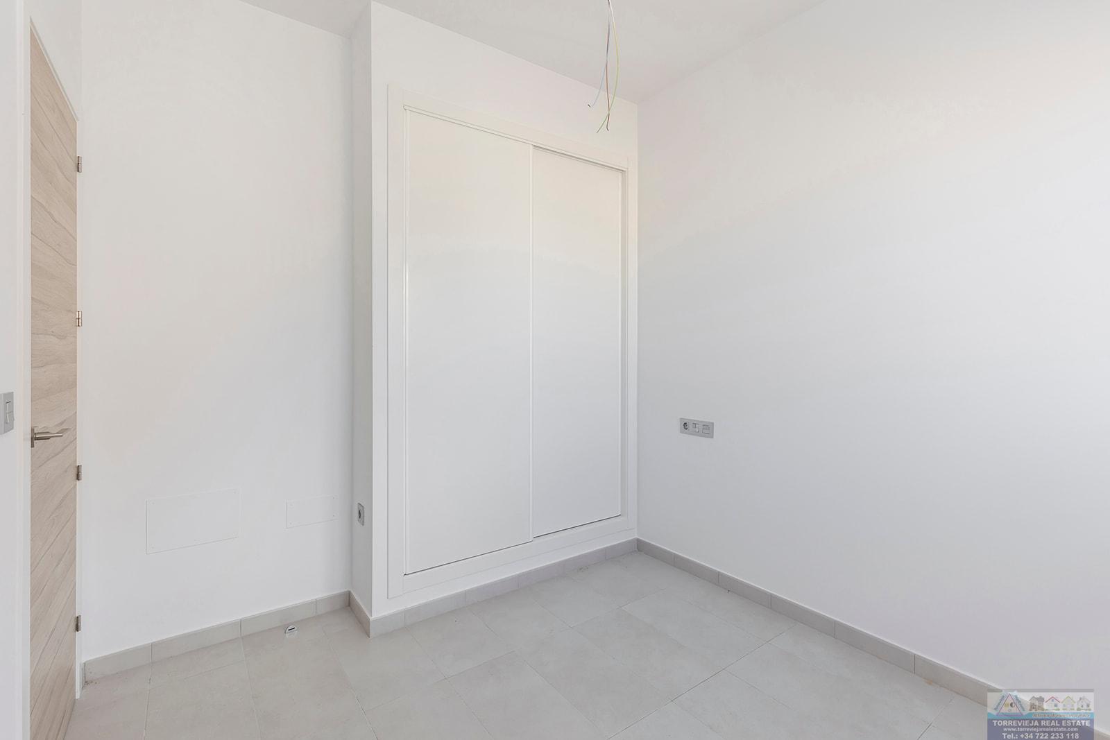 For sale of villa in Orihuela