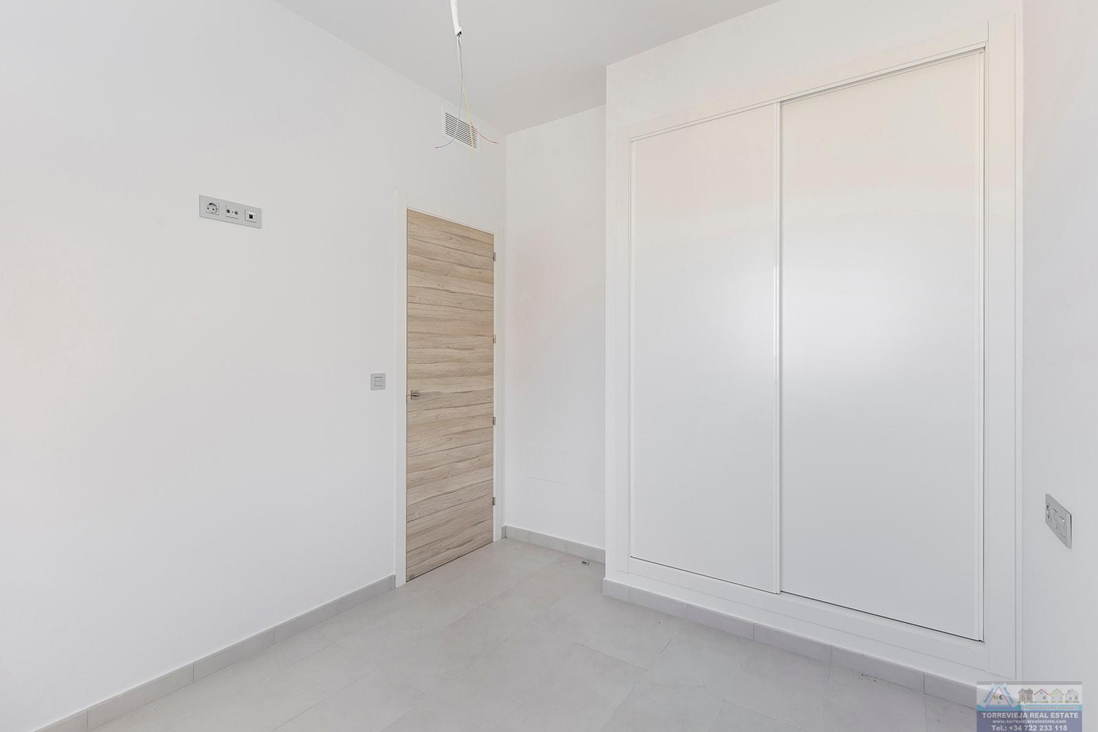 For sale of villa in Orihuela