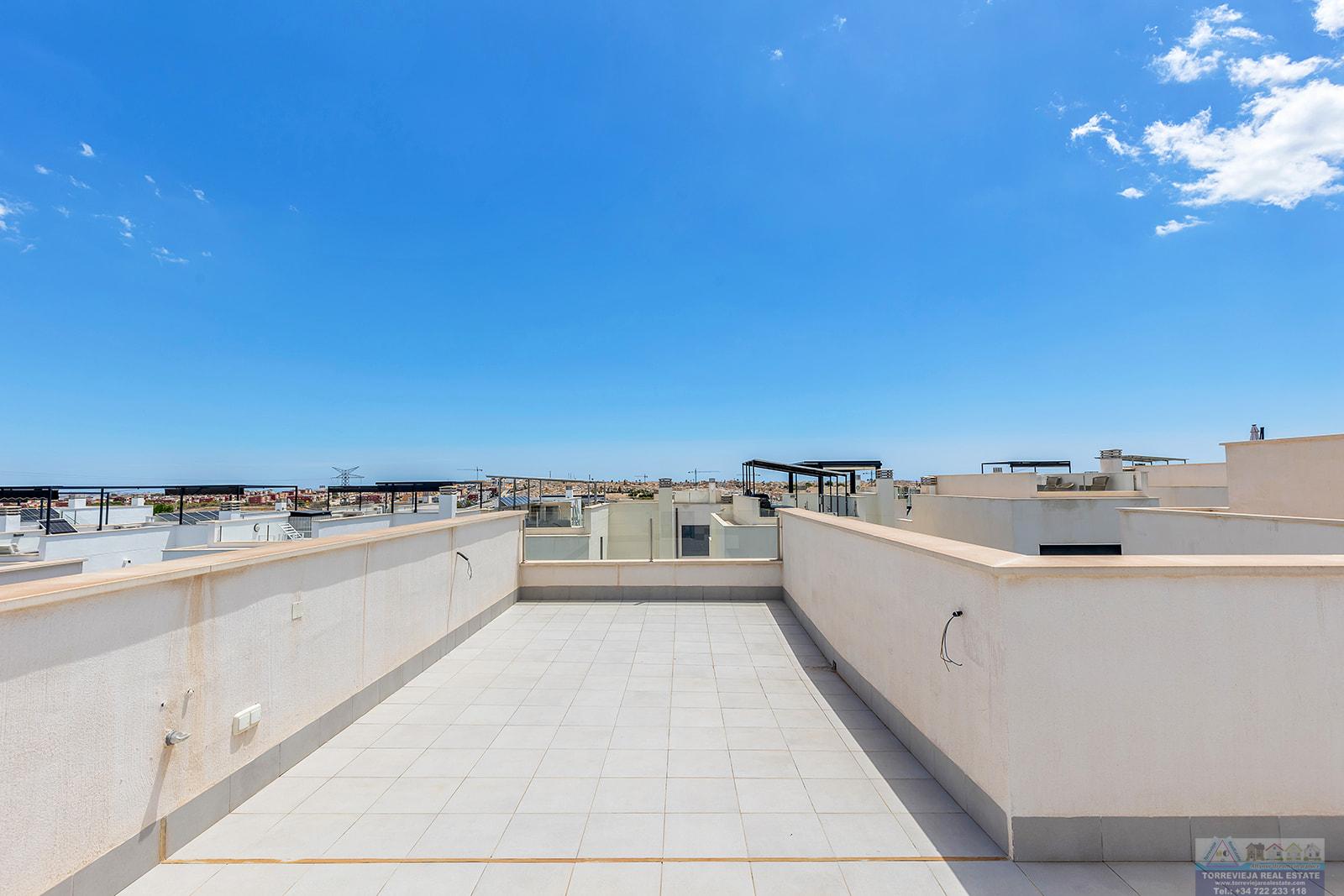 For sale of villa in Orihuela