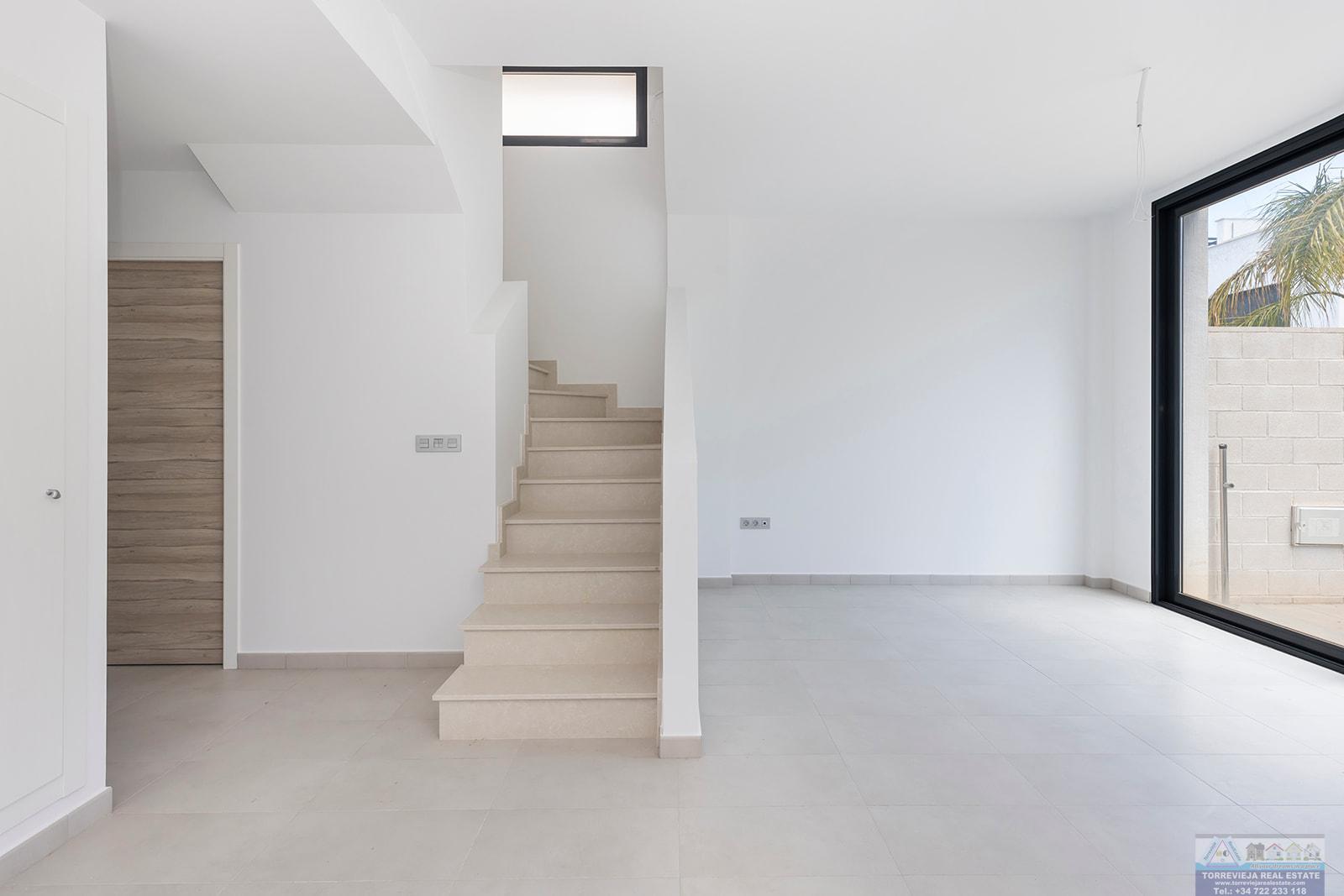 For sale of villa in Orihuela
