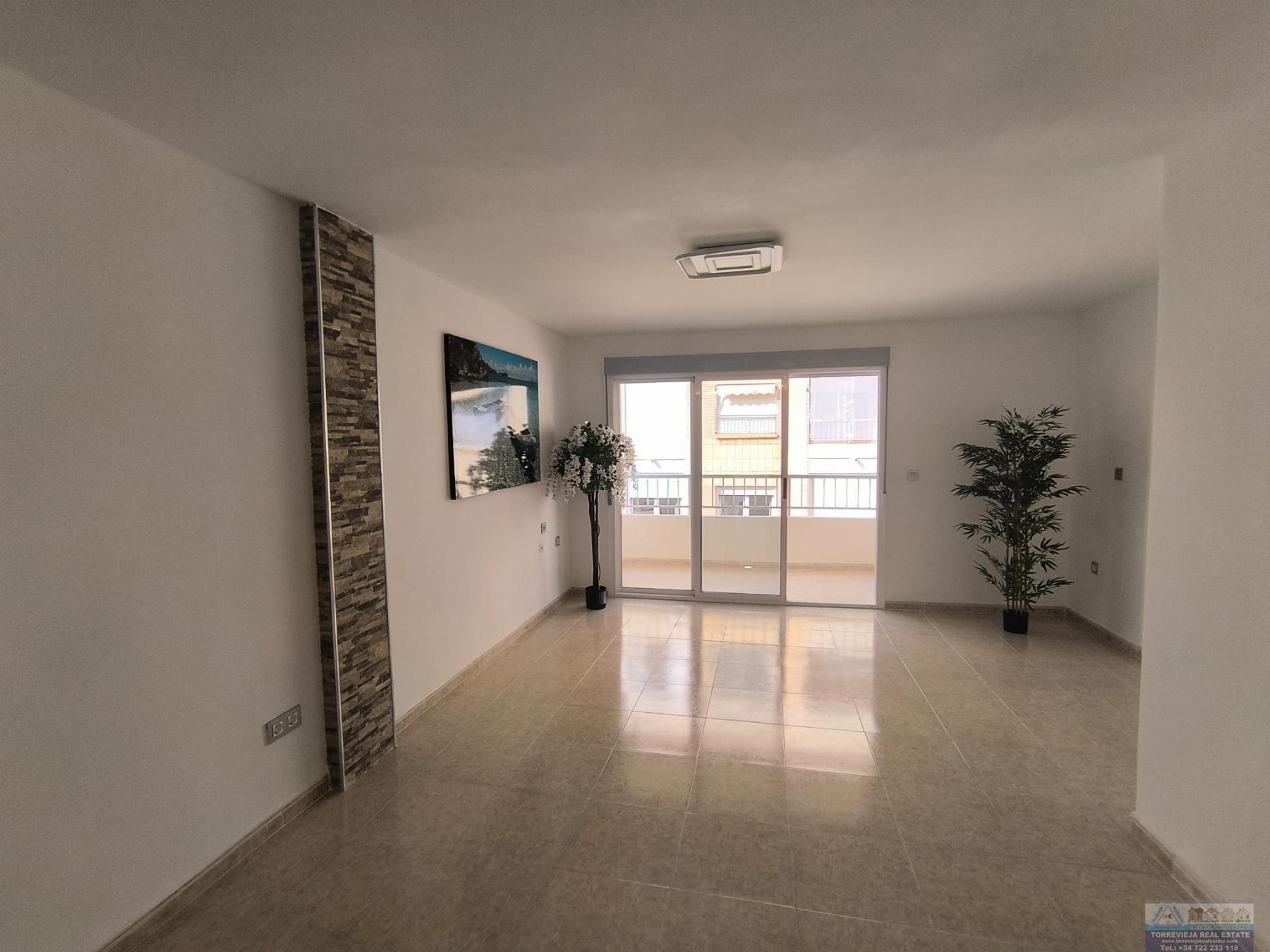 For sale of apartment in Torrevieja