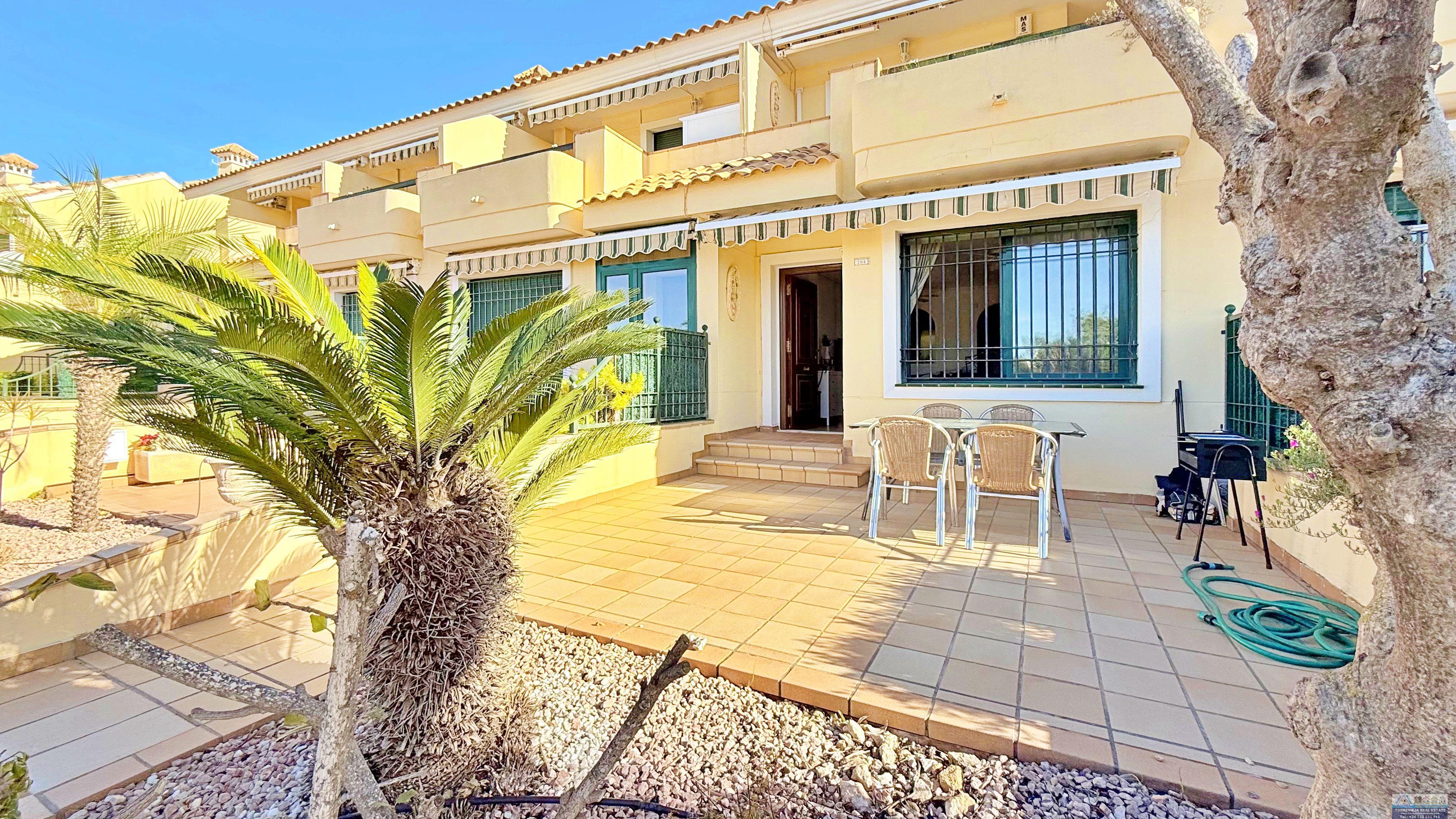 Venta de villa en Orihuela
