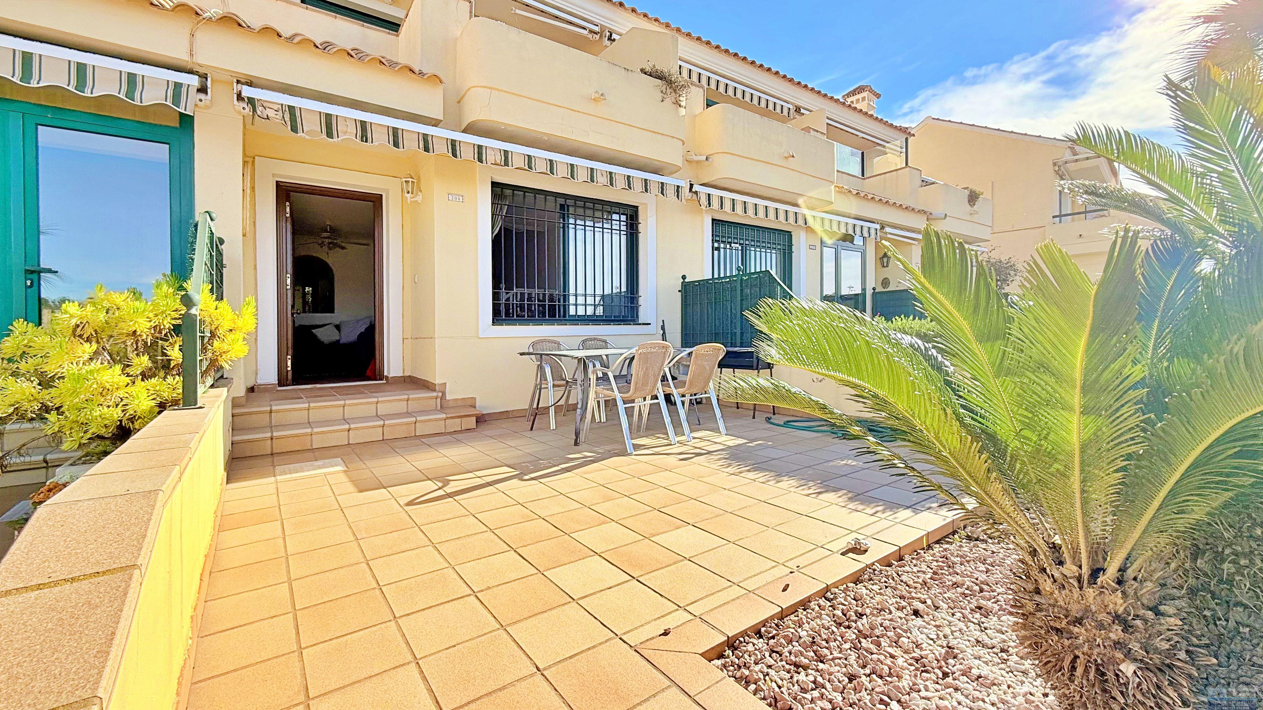 Venta de villa en Orihuela