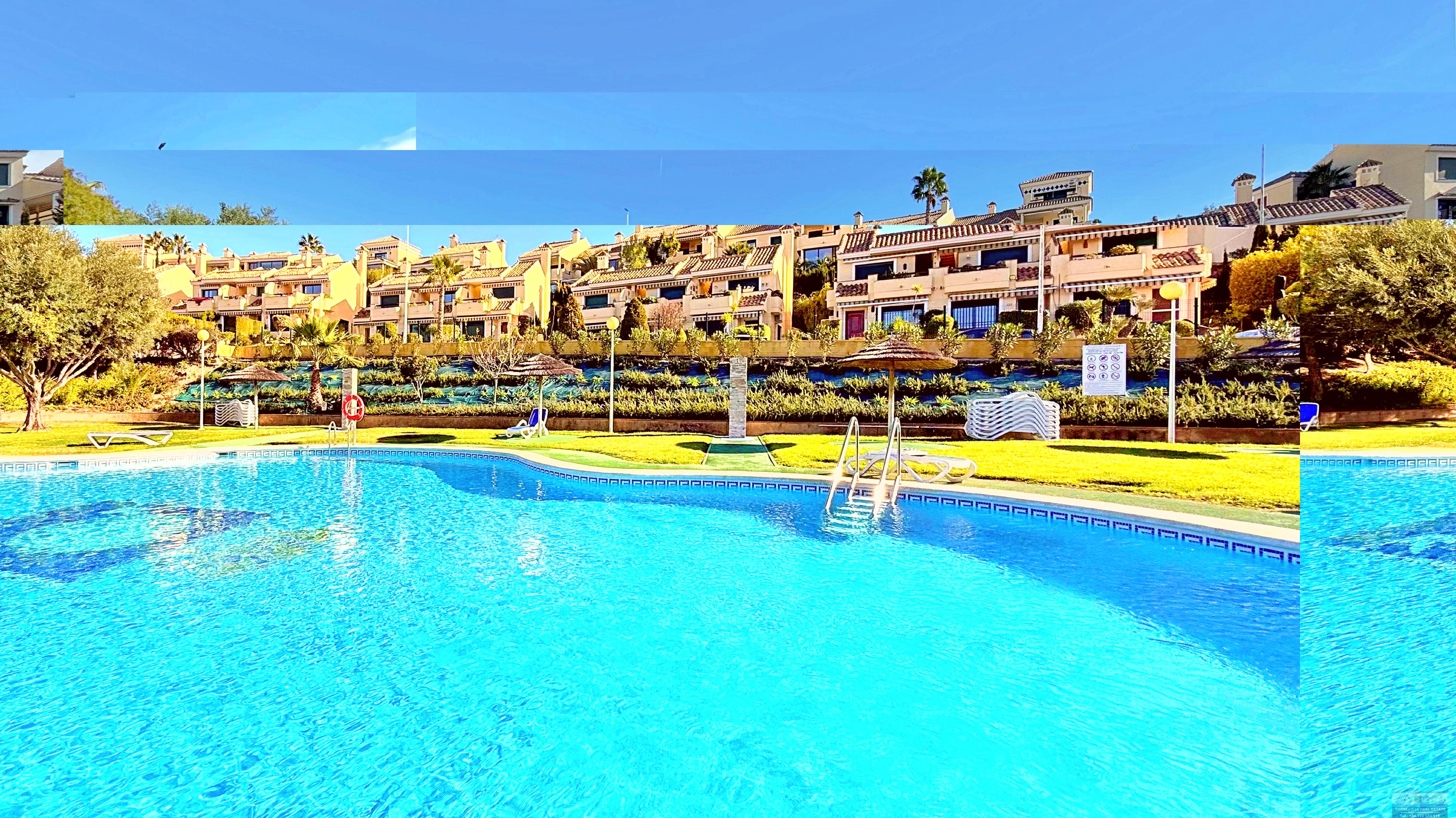 Venta de villa en Orihuela