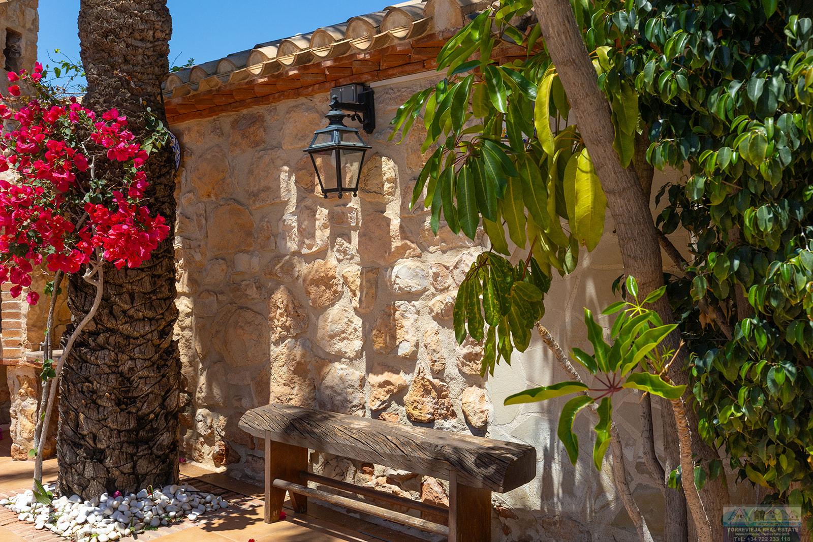 Venta de villa en Orihuela costa