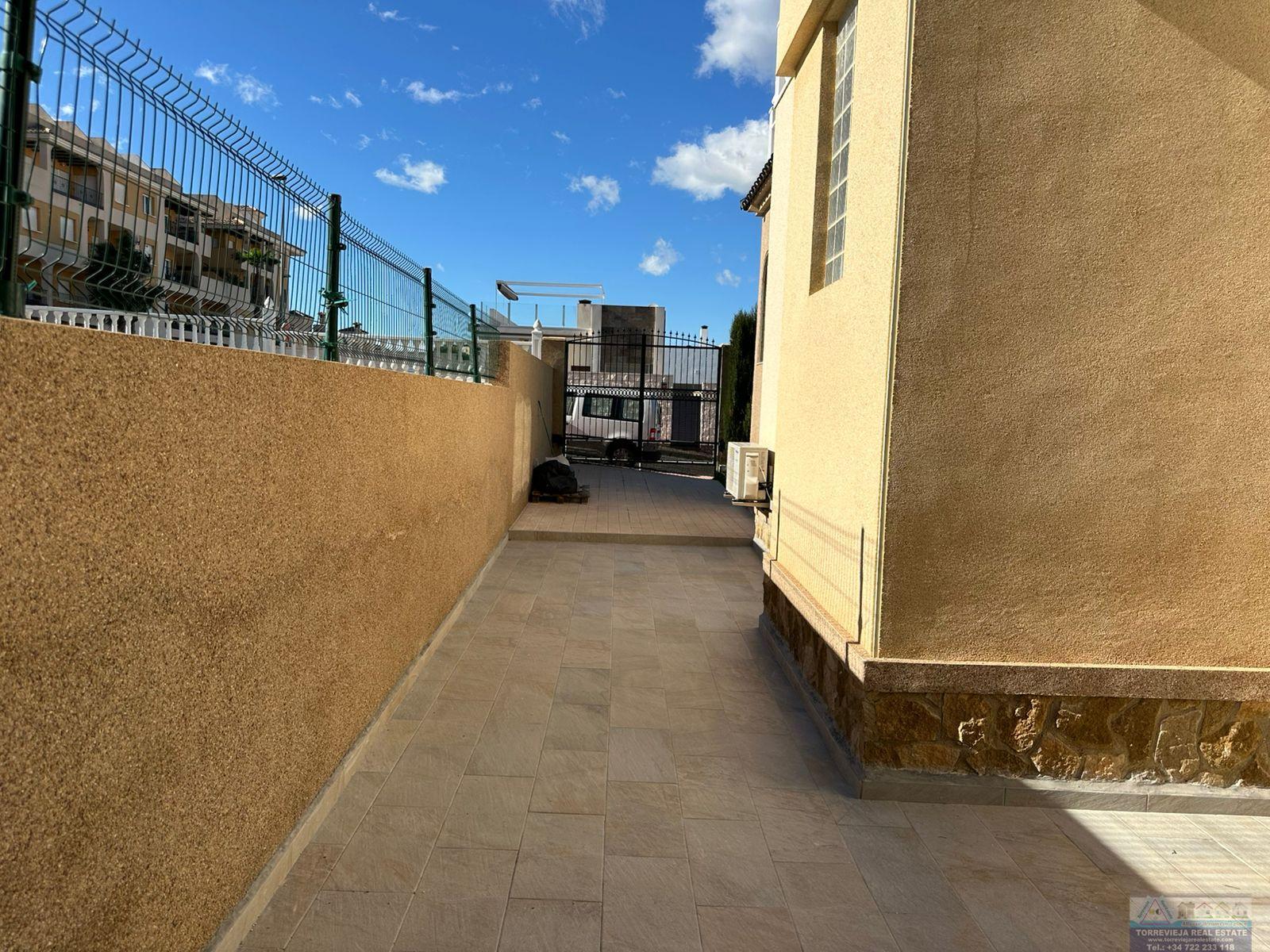 Venta de chalet en Torrevieja