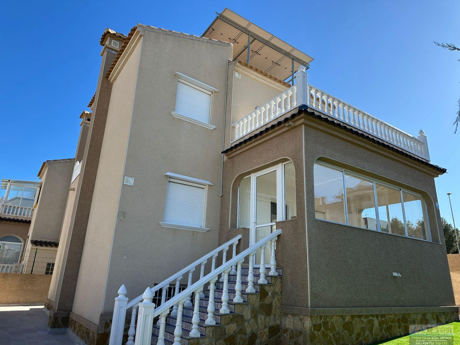 Venta de chalet en Torrevieja