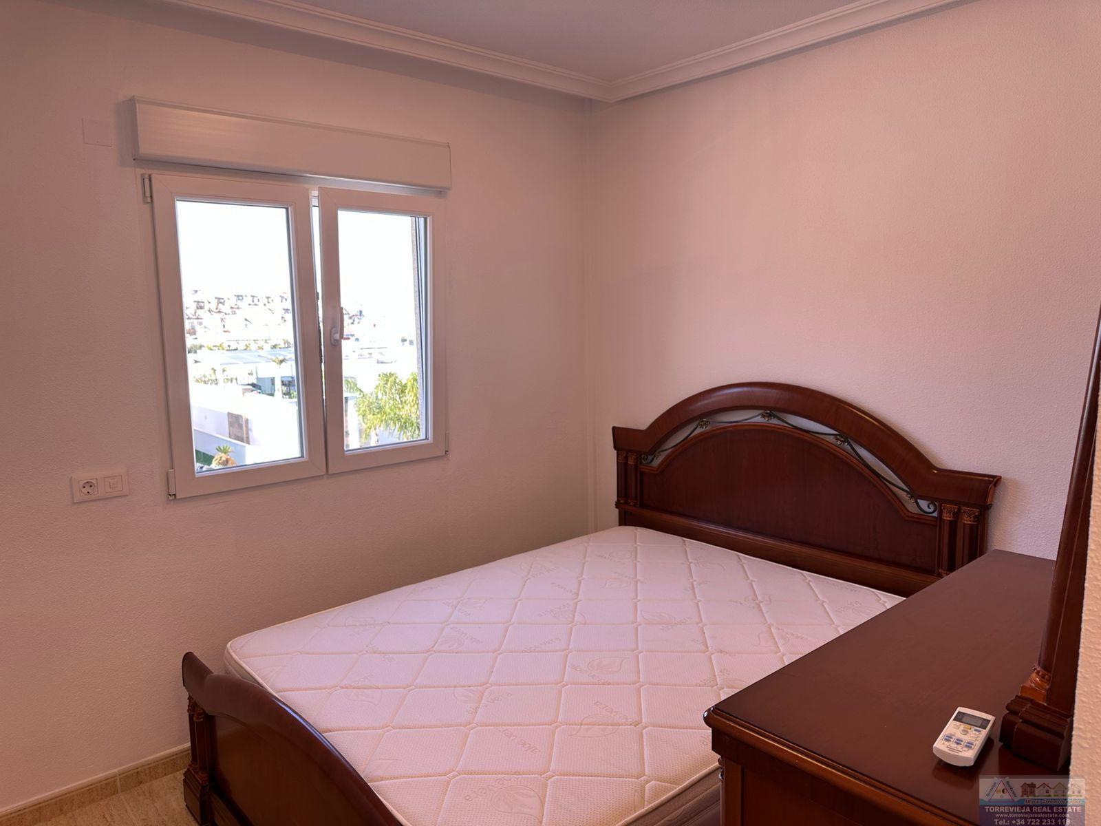 Venta de chalet en Torrevieja