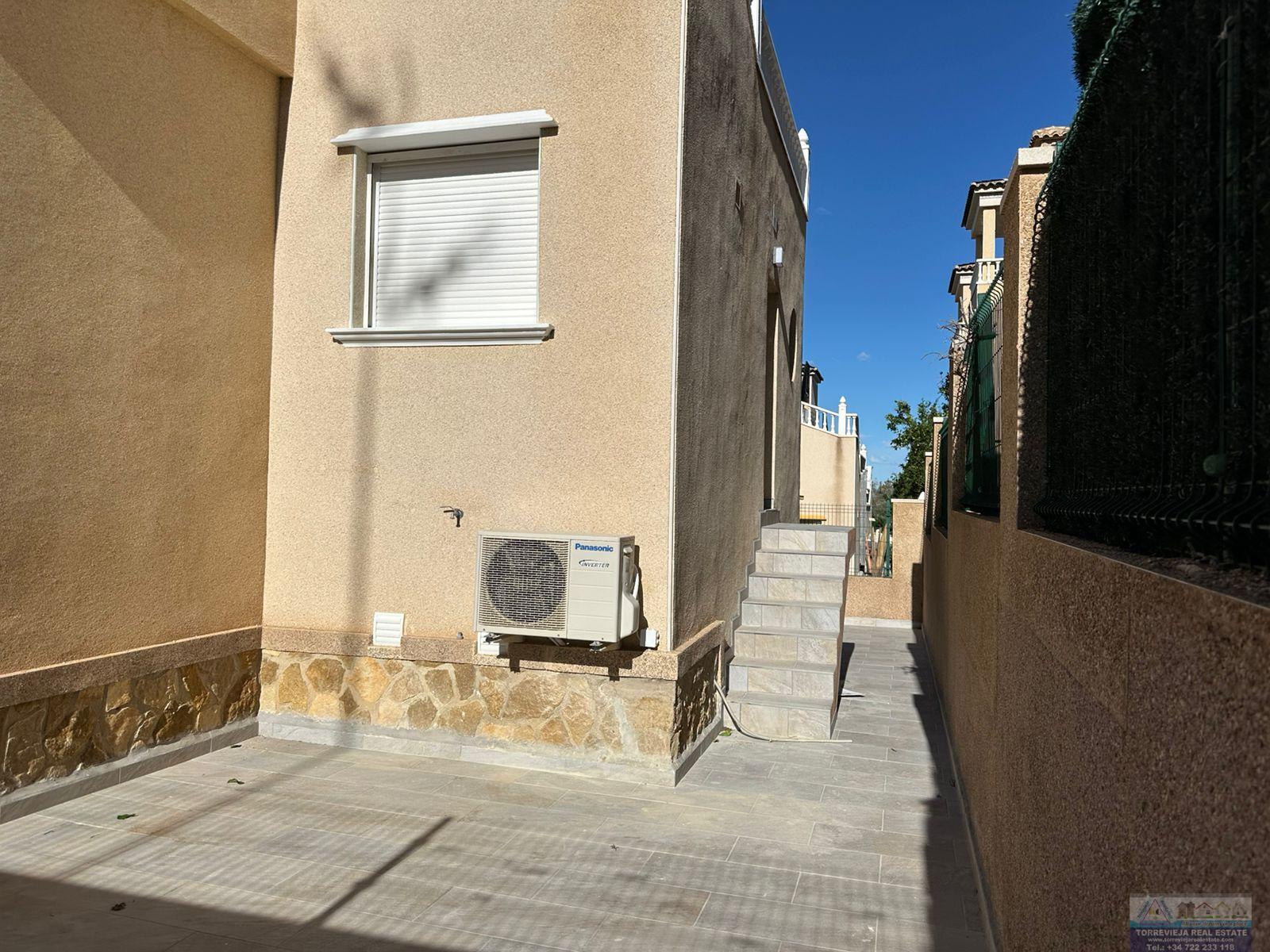 Venta de chalet en Torrevieja