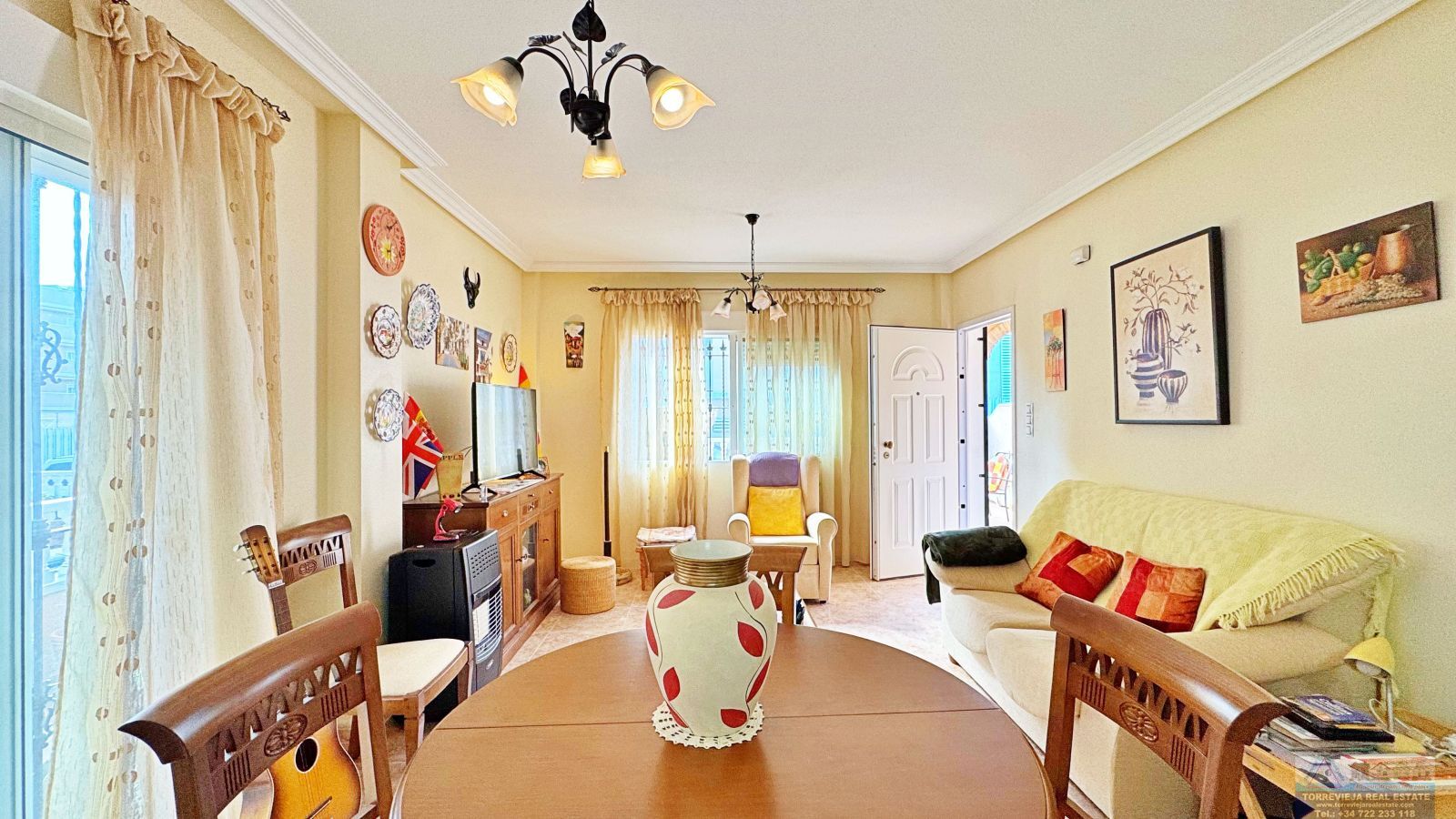 Venta de villa en Orihuela costa