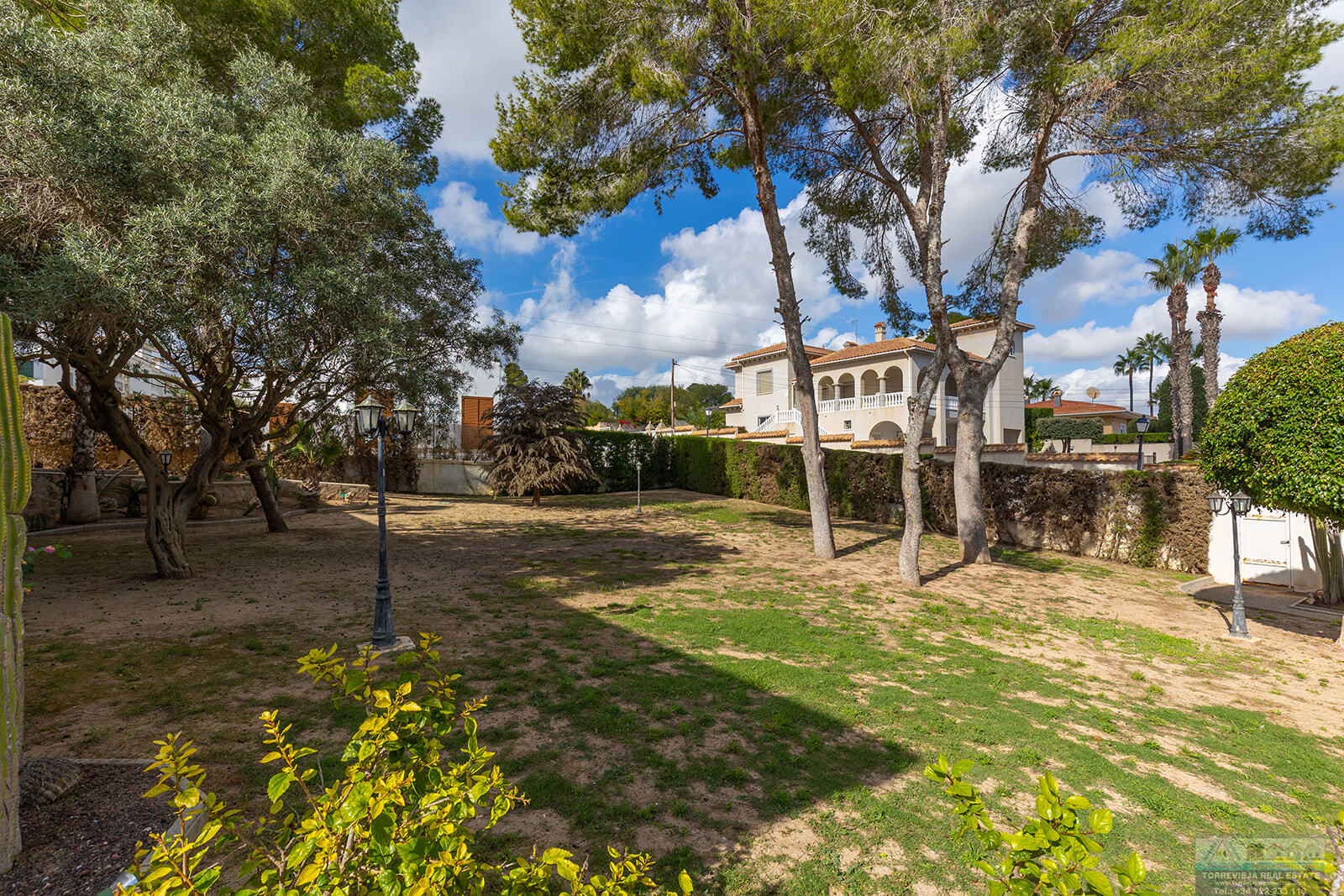 Venta de villa en Orihuela costa