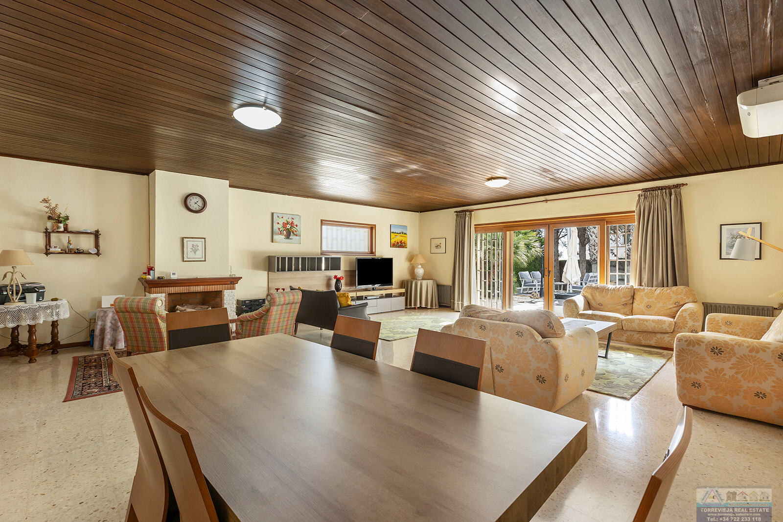 Venta de villa en Orihuela costa