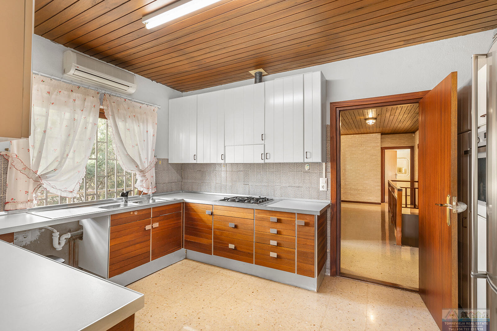 Venta de villa en Orihuela costa