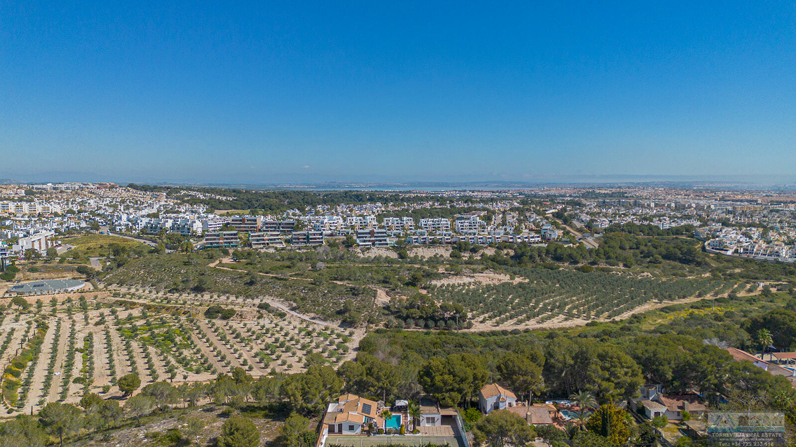 Venta de villa en Orihuela