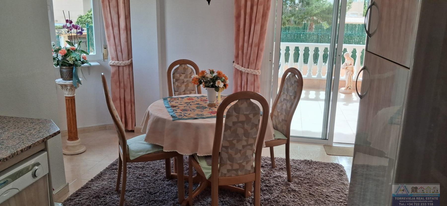 Venta de chalet en Benferri