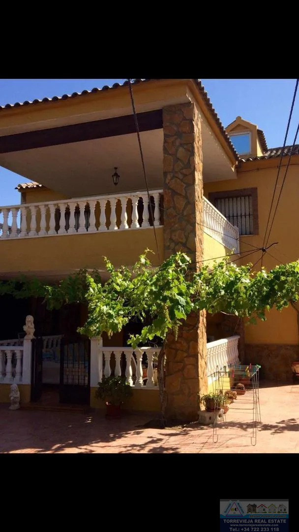 Venta de chalet en Orihuela