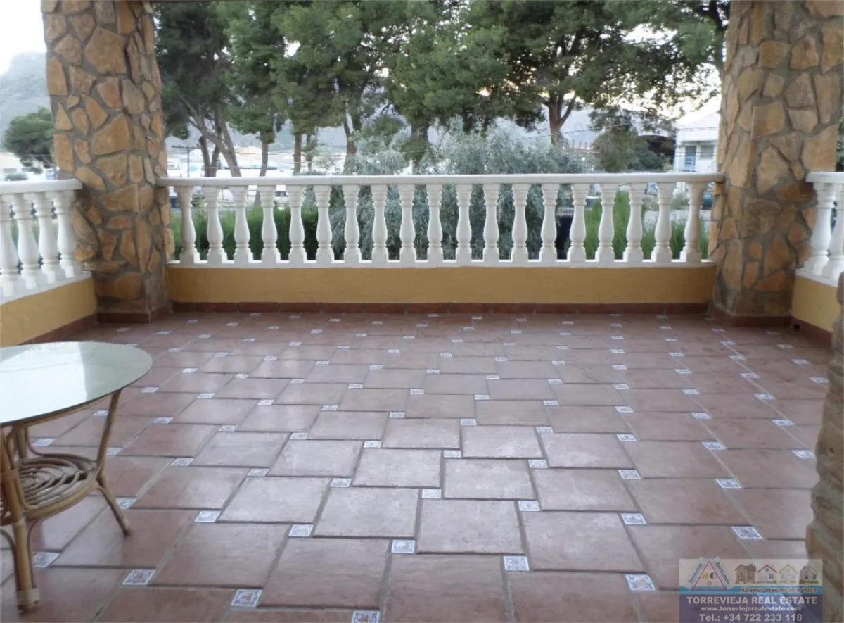 Venta de chalet en Orihuela